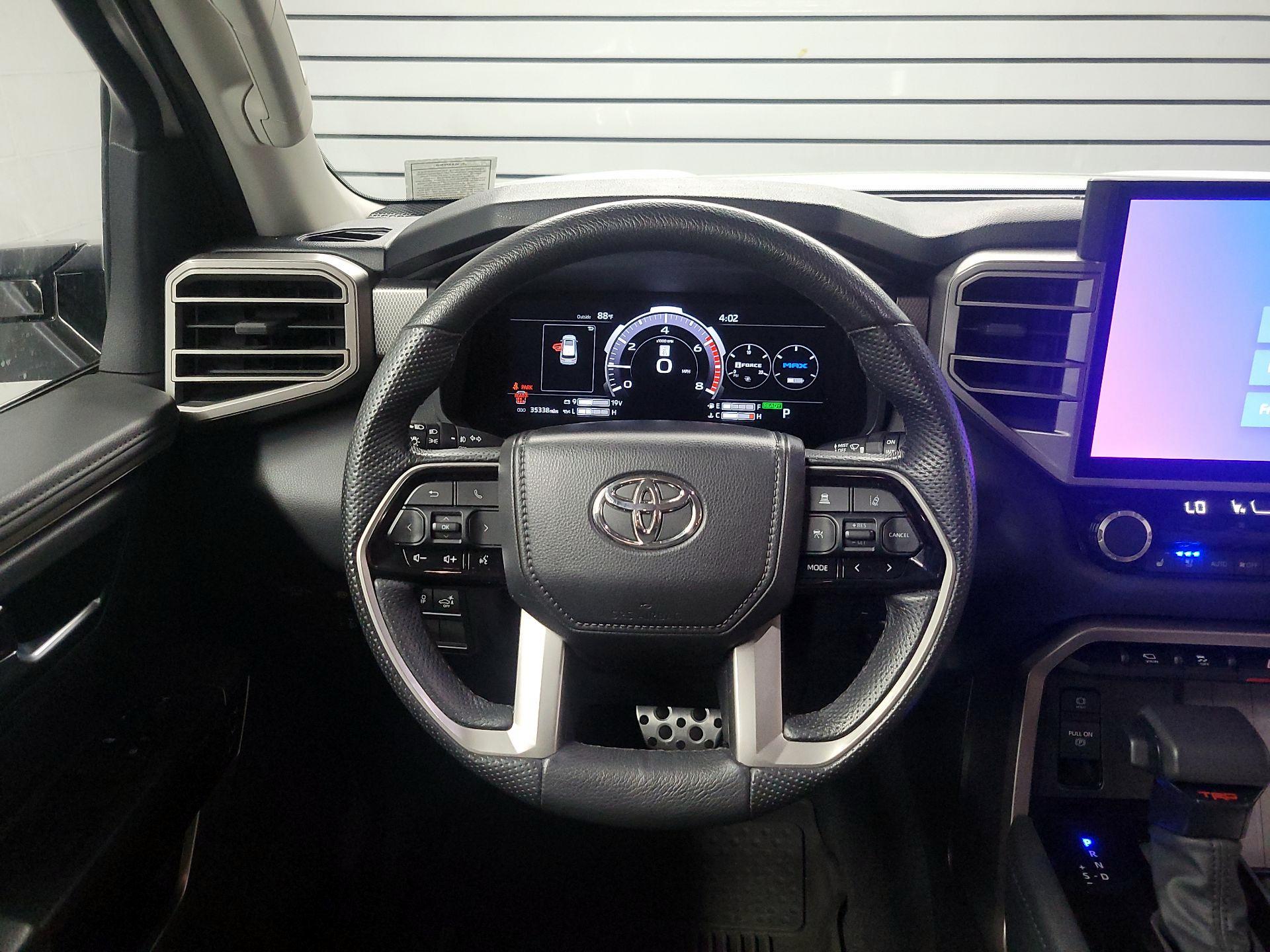 Thumbnail: 2023 Toyota Sequoia - 10
