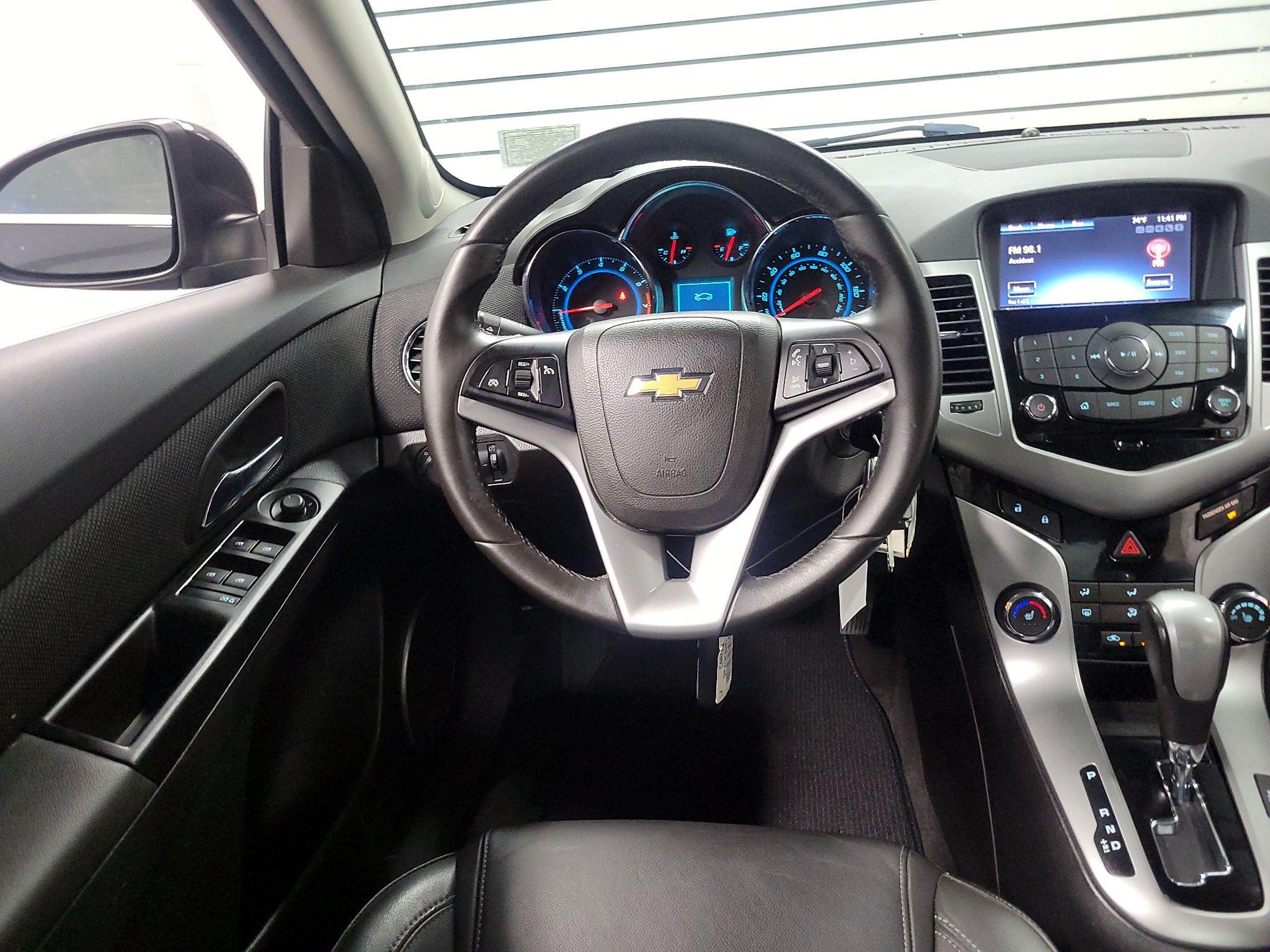 Thumbnail: 2014 Chevrolet Cruze - 10