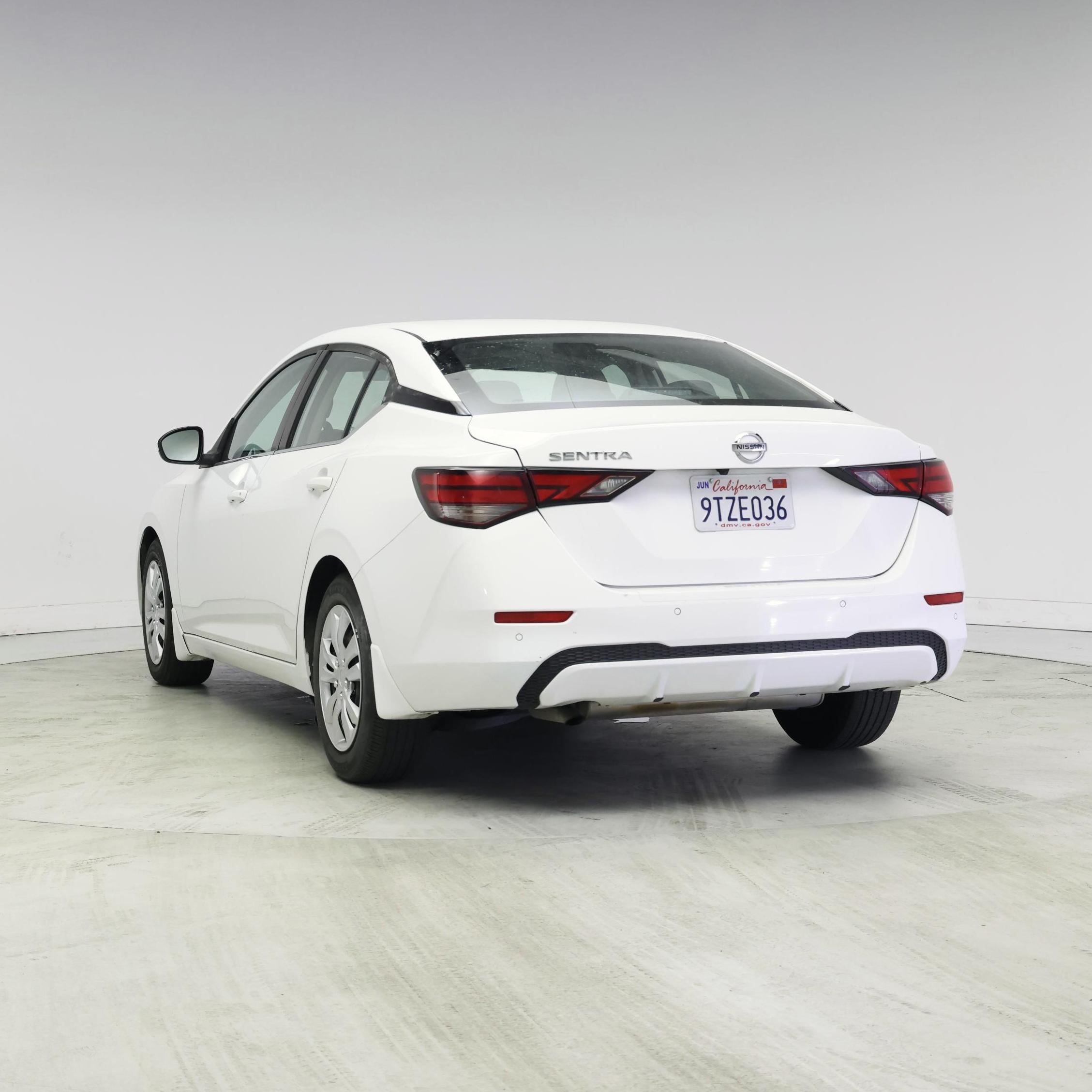 Thumbnail: 2021 Nissan Sentra - 2