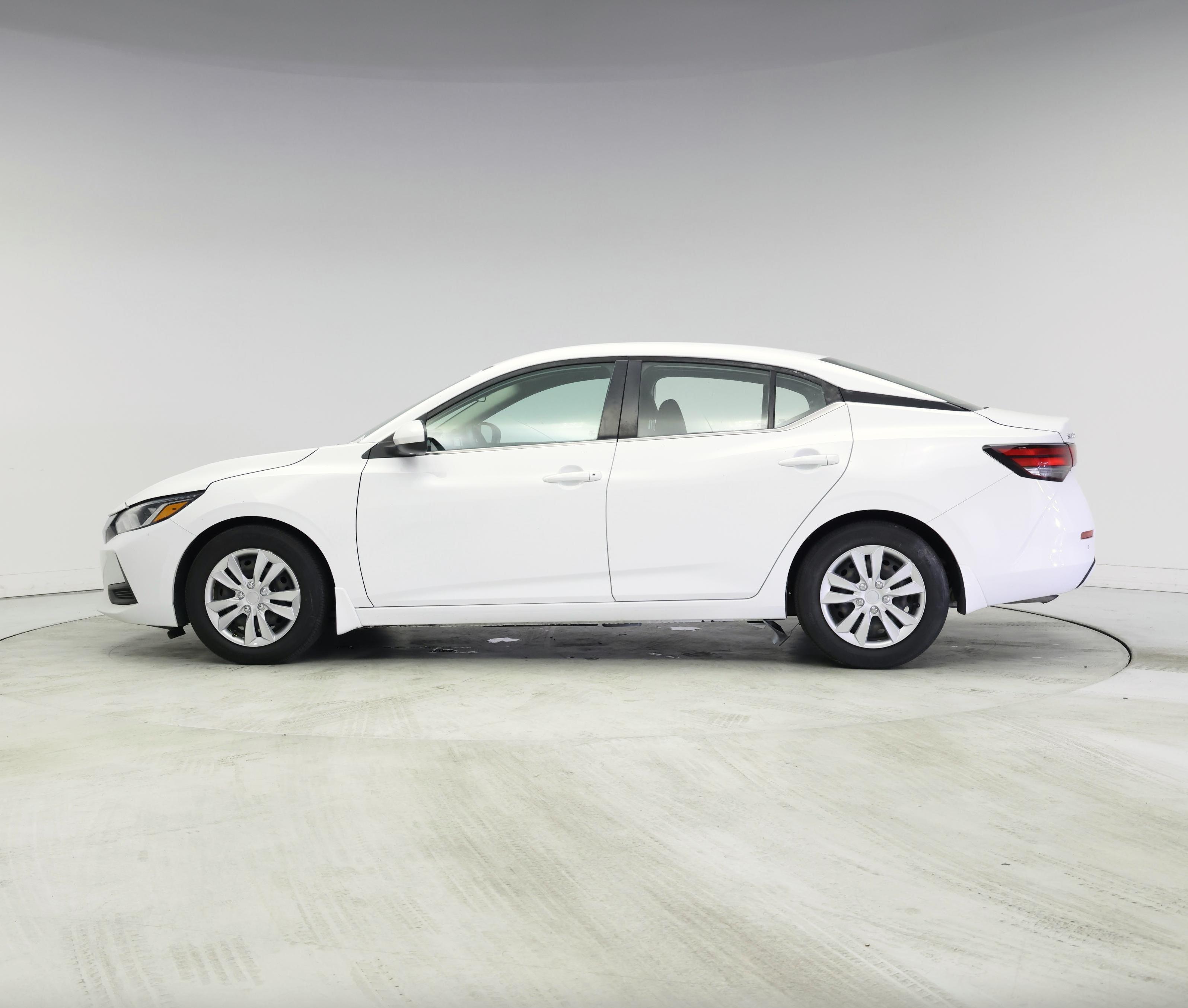 Thumbnail: 2021 Nissan Sentra - 3