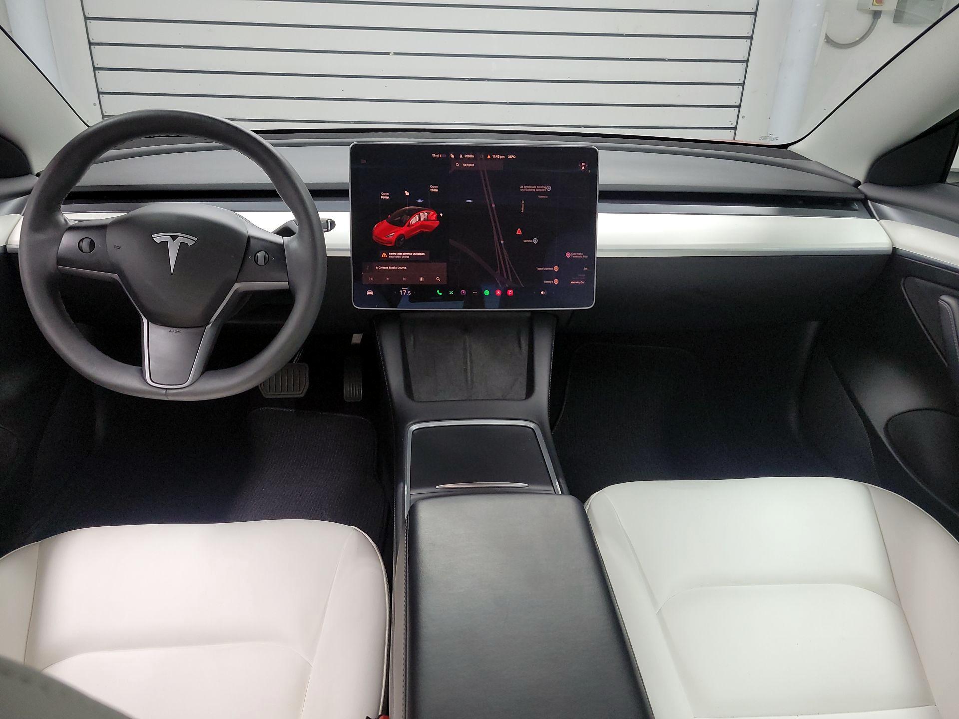 Thumbnail: 2021 Tesla Model 3 - 9
