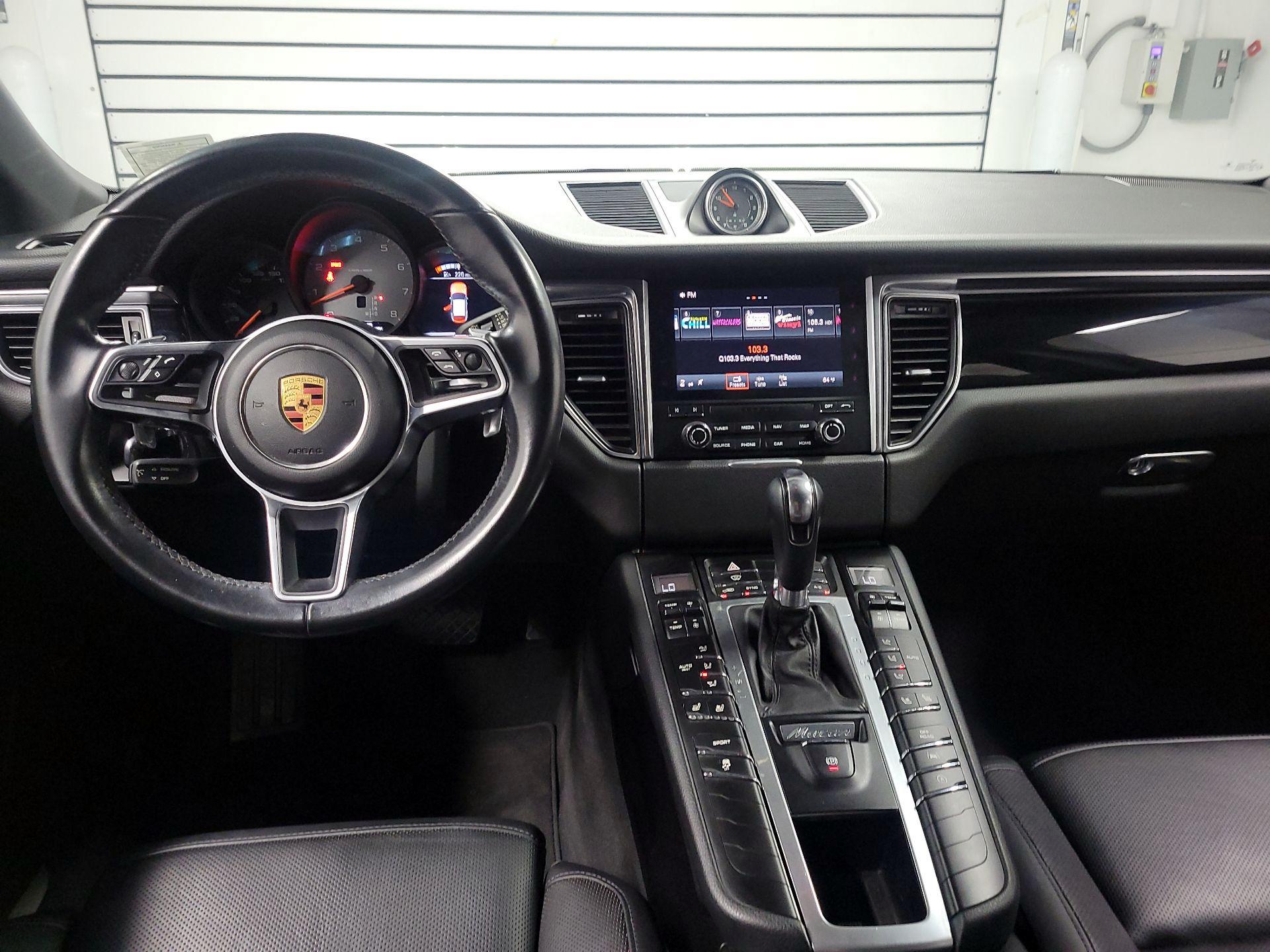 Thumbnail: 2017 Porsche Macan - 9