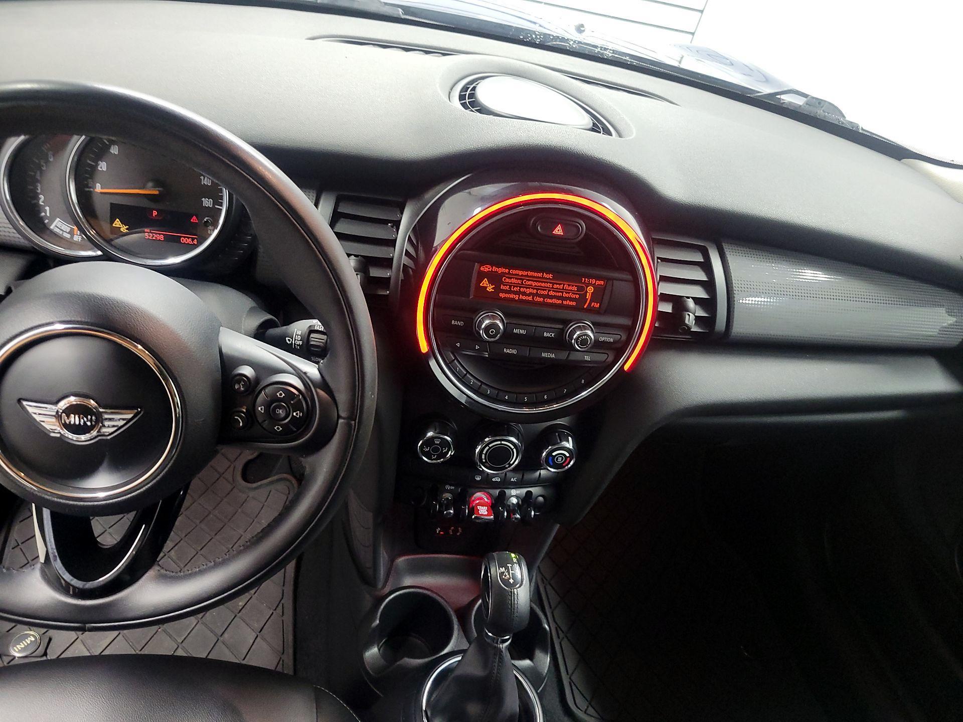 Thumbnail: 2014 MINI Cooper Hardtop - 9