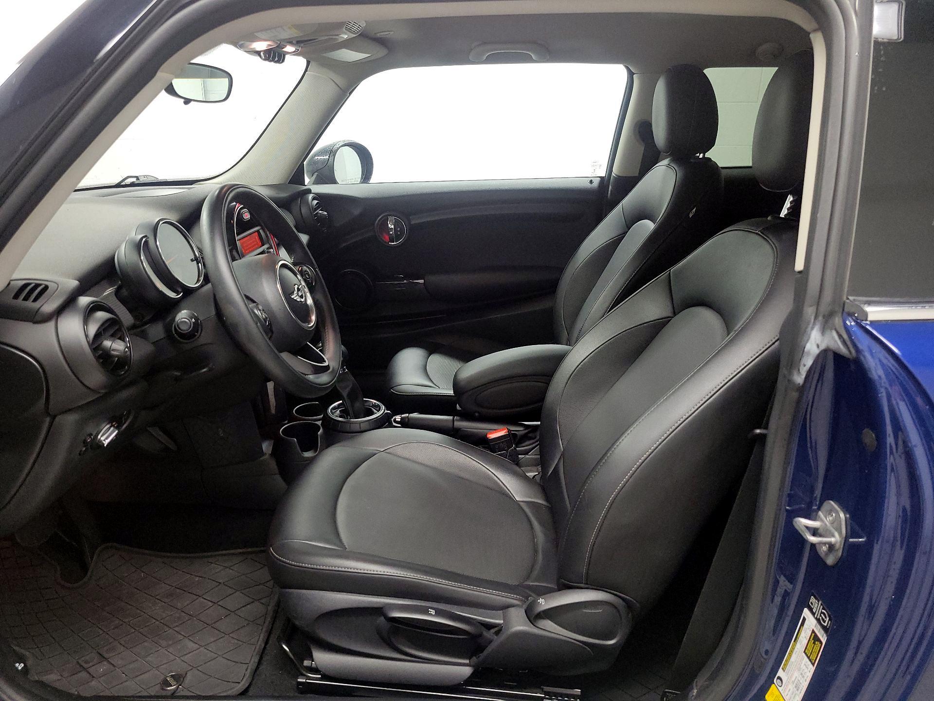 Thumbnail: 2014 MINI Cooper Hardtop - 11