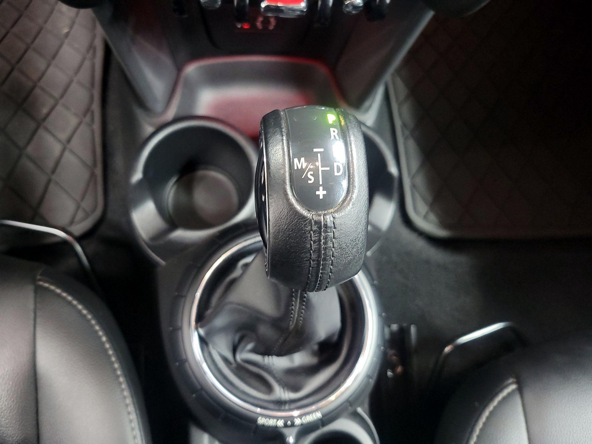 Thumbnail: 2014 MINI Cooper Hardtop - 15