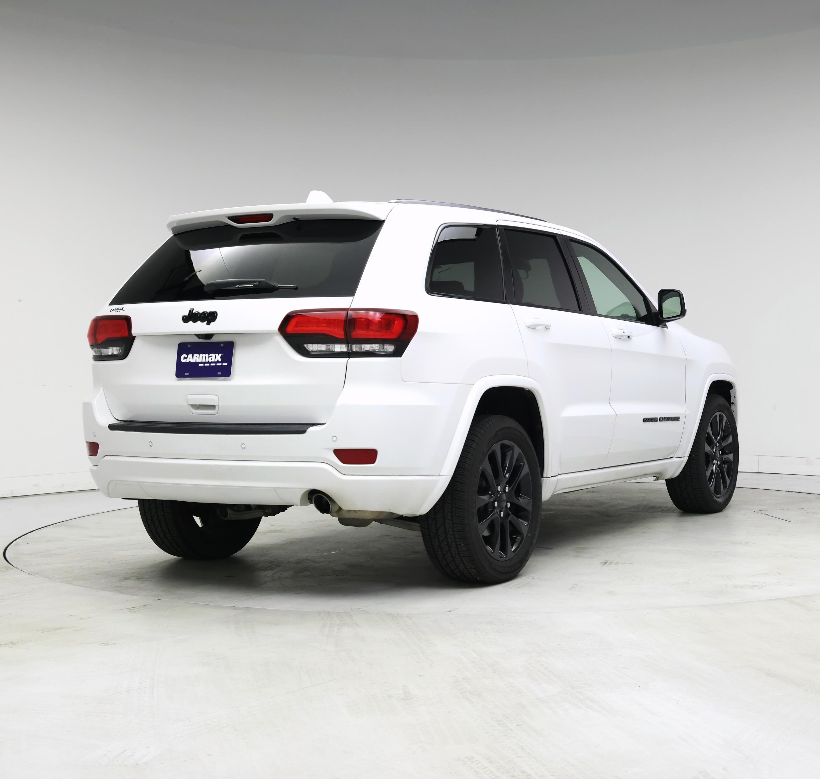 Thumbnail: 2021 Jeep Grand Cherokee - 8