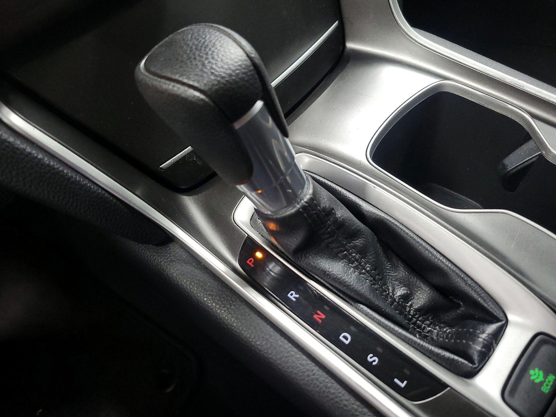 Thumbnail: 2019 Honda Accord - 15
