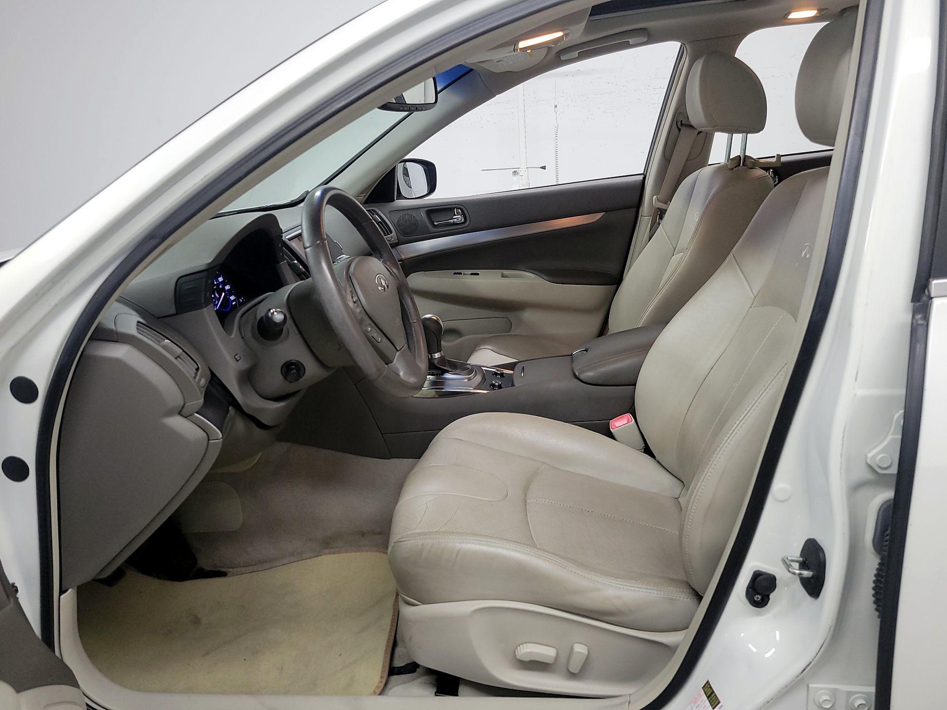 Thumbnail: 2013 INFINITI G37 - 11