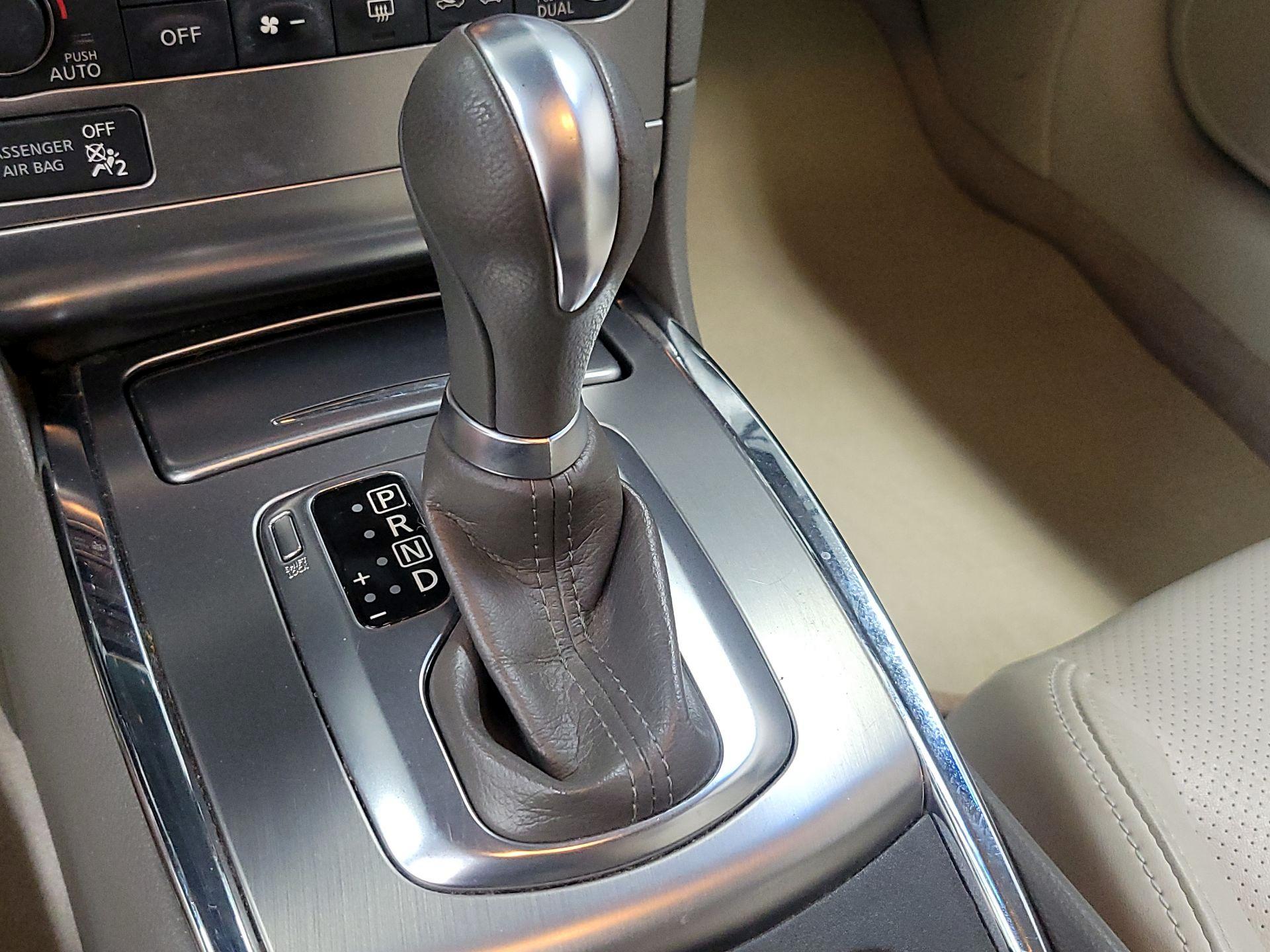 Thumbnail: 2013 INFINITI G37 - 18
