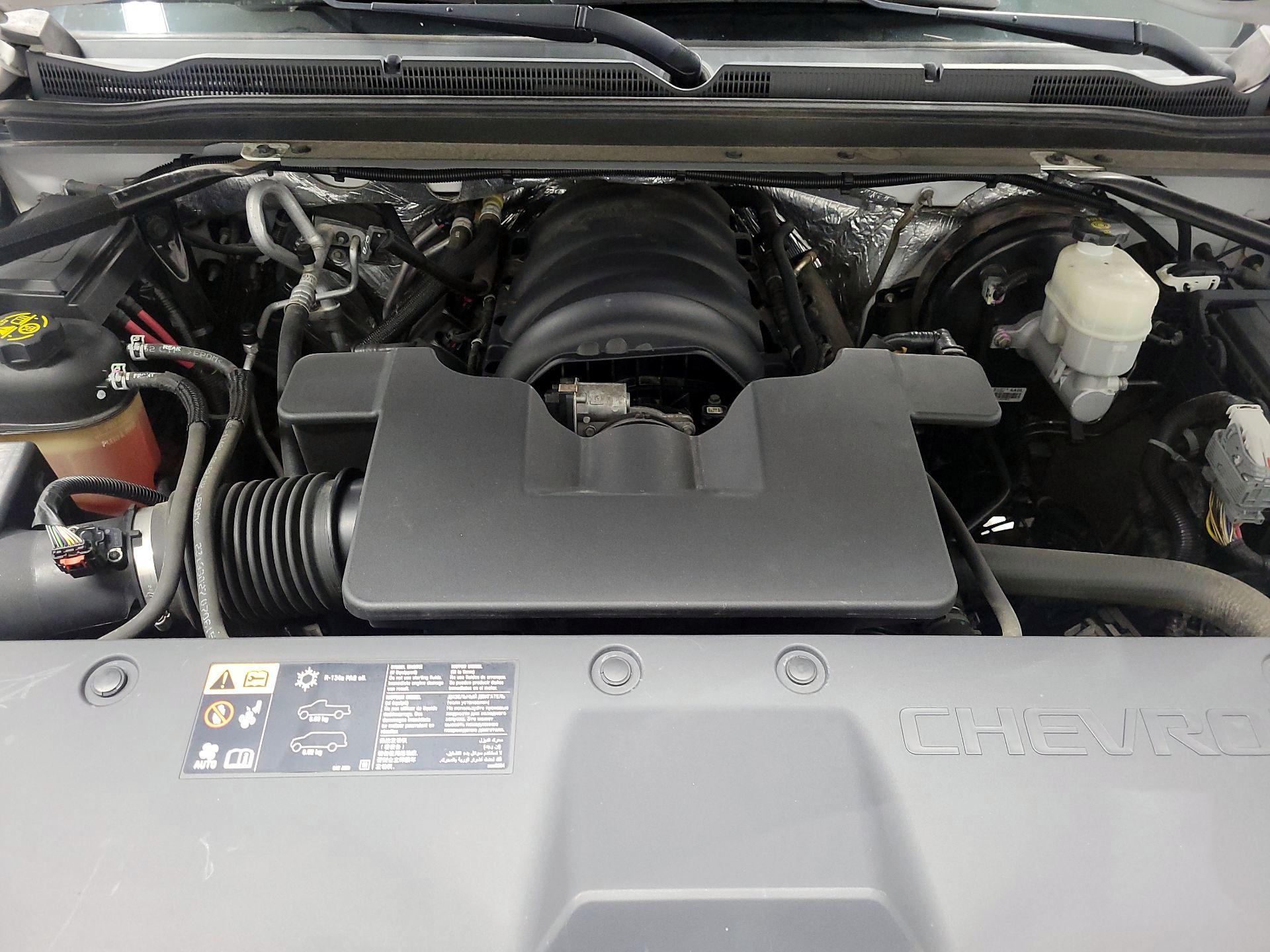 Thumbnail: 2016 Chevrolet Tahoe - 18