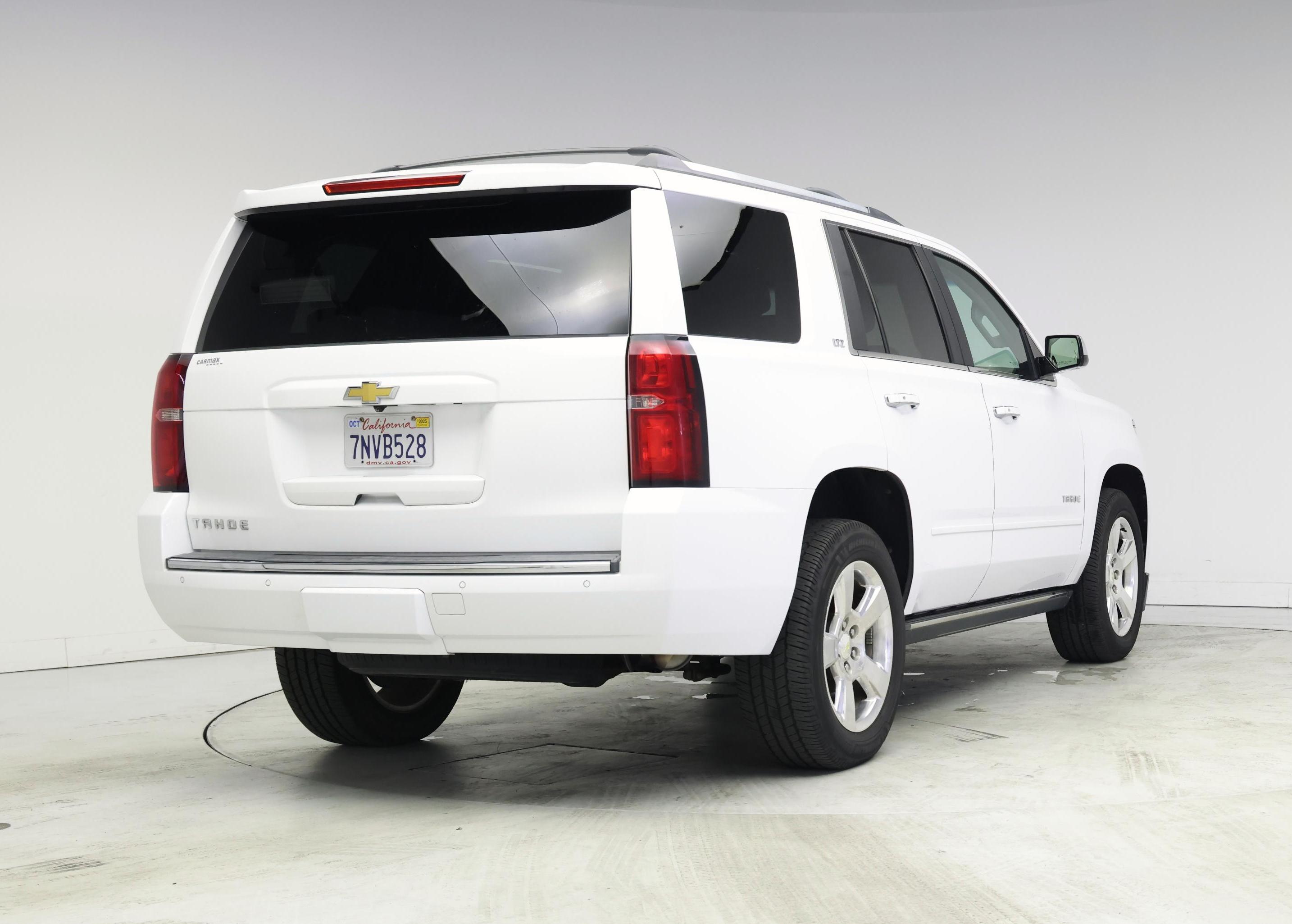 Thumbnail: 2016 Chevrolet Tahoe - 8