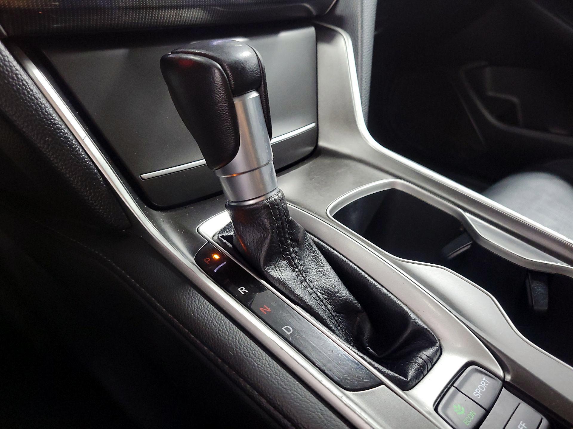 Thumbnail: 2021 Honda Accord - 16