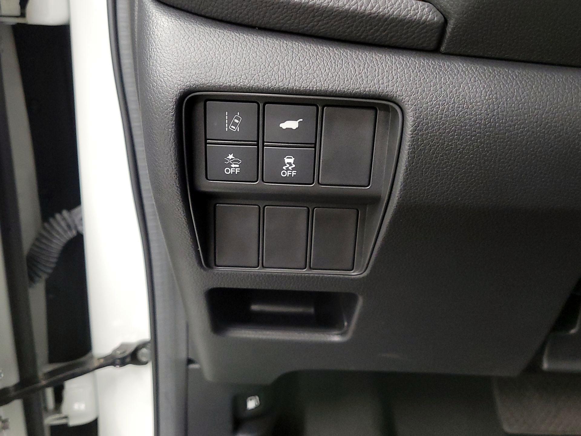 Thumbnail: 2018 Honda CR-V - 13