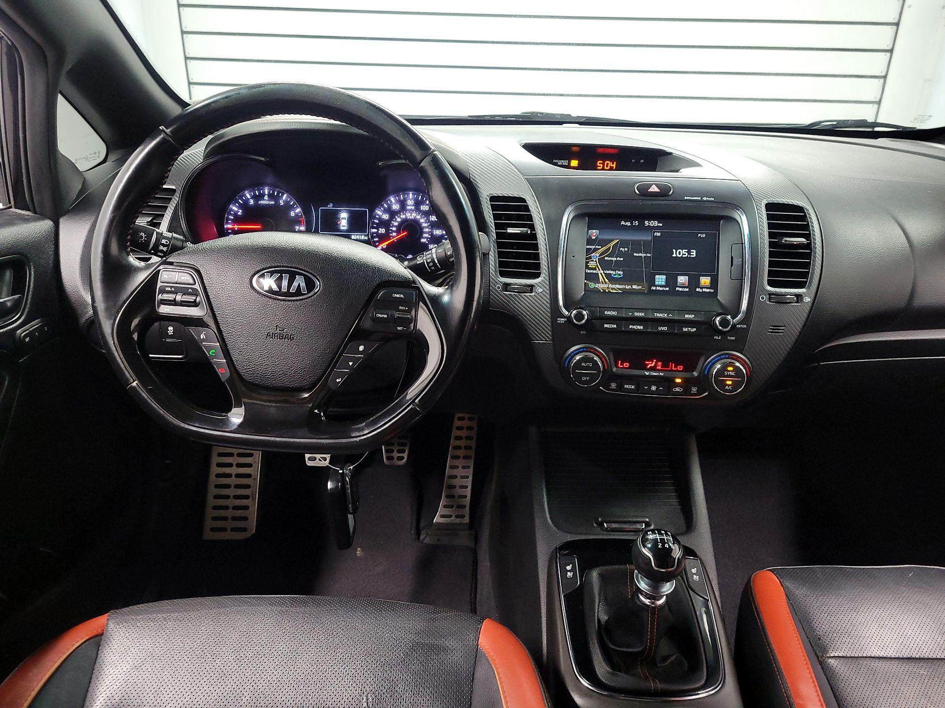Thumbnail: 2017 Kia Forte - 9