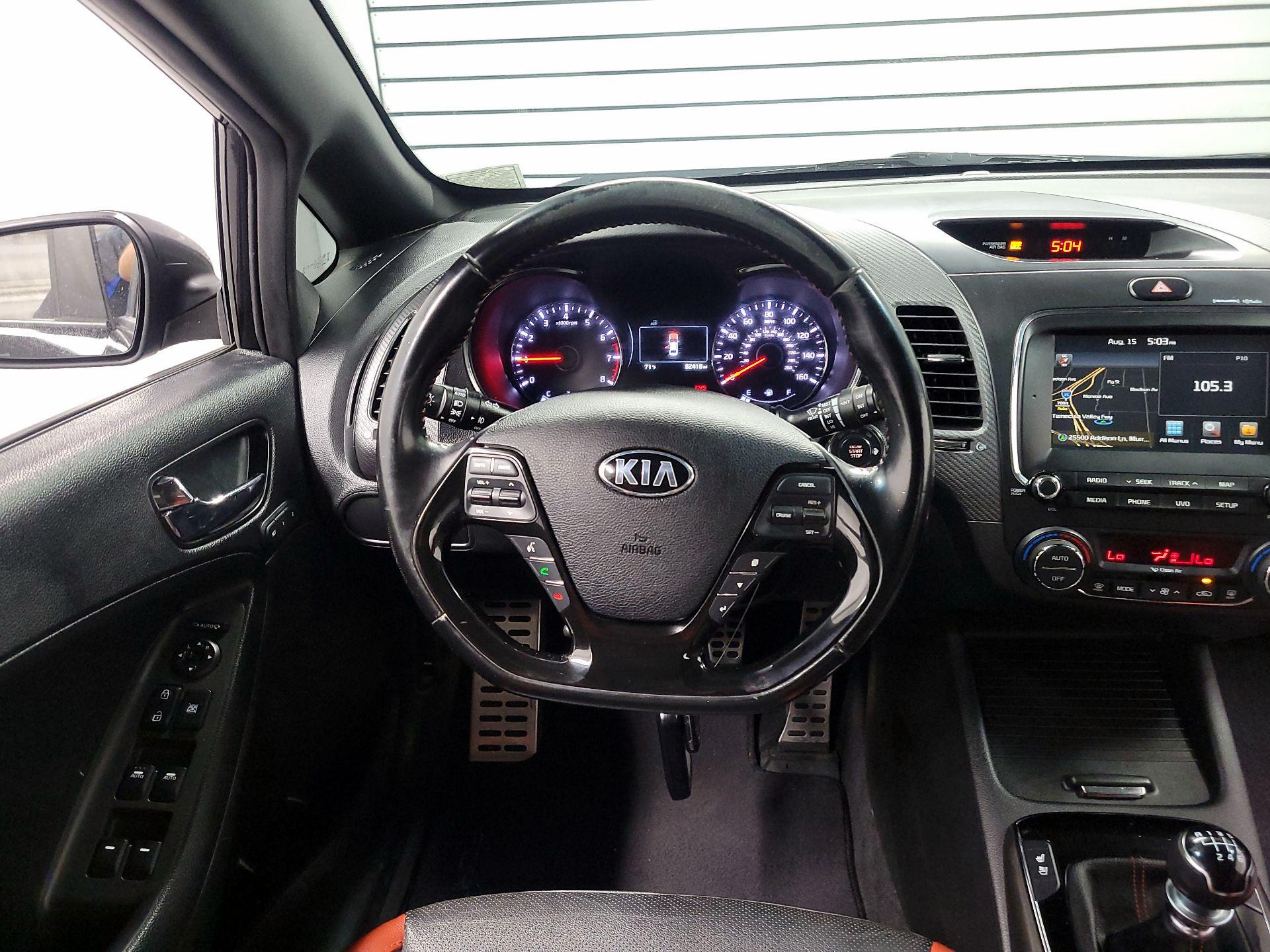 Thumbnail: 2017 Kia Forte - 10