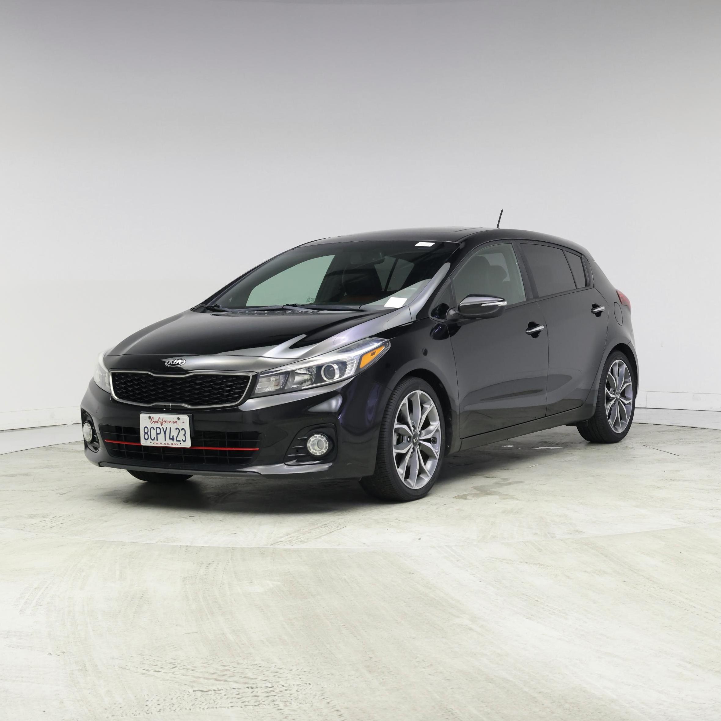 Thumbnail: 2017 Kia Forte - 4