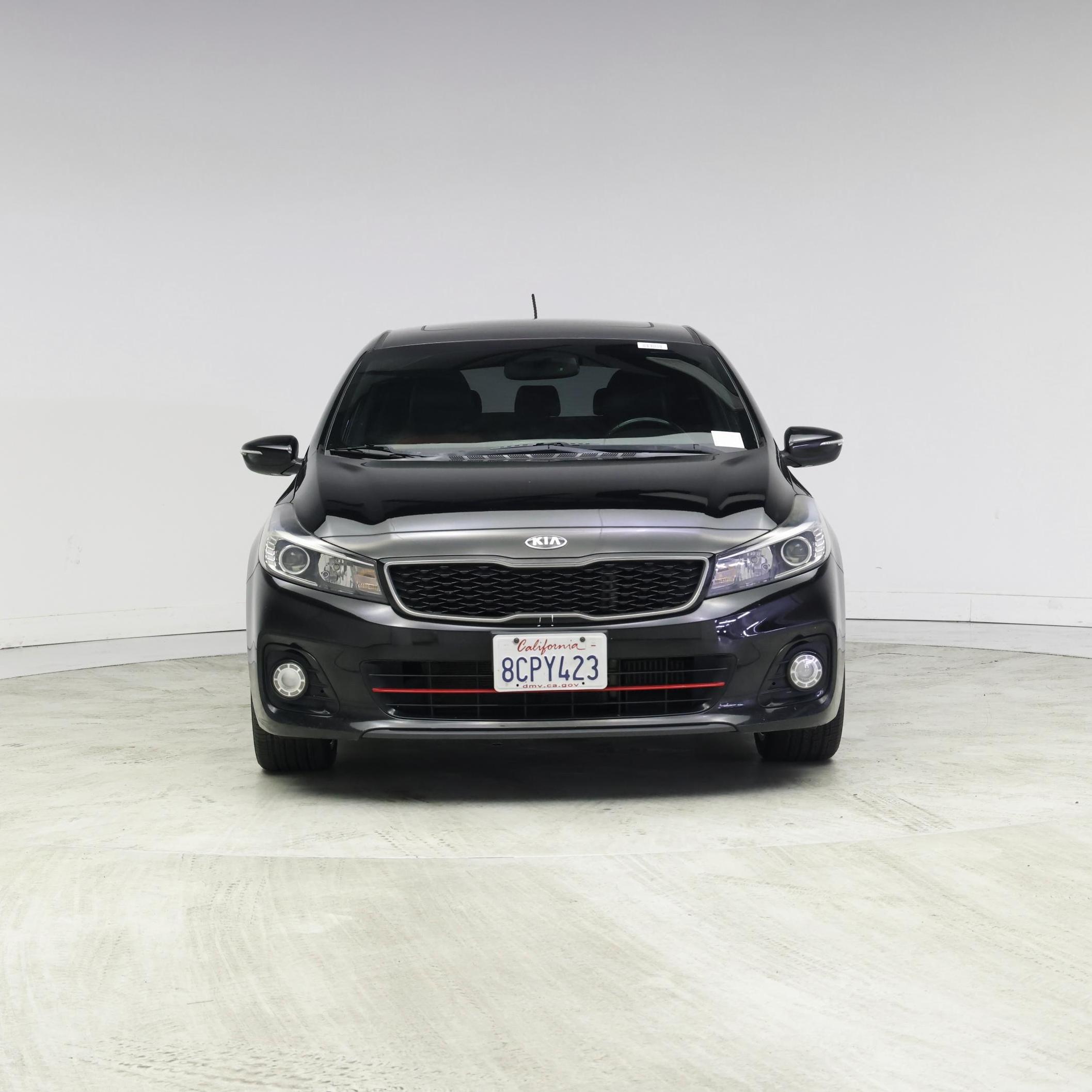 Thumbnail: 2017 Kia Forte - 5