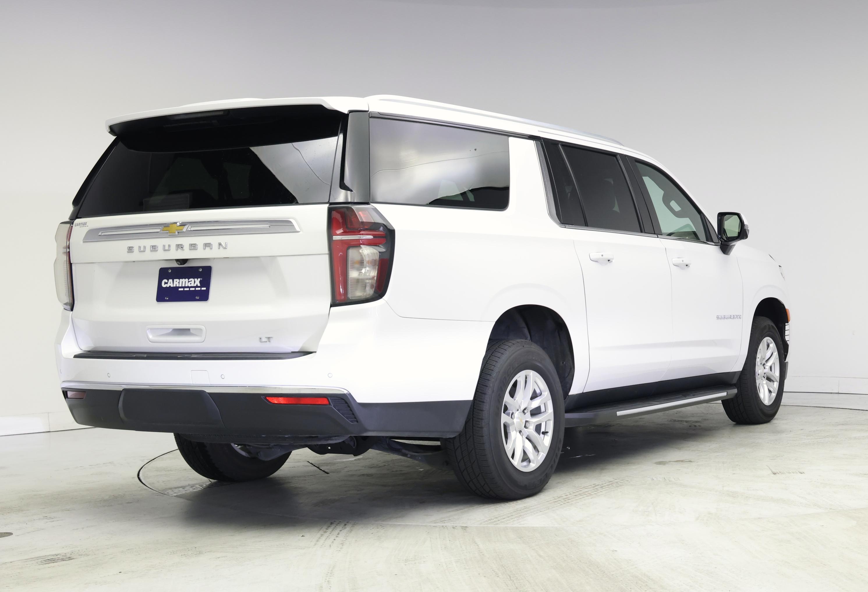 Thumbnail: 2022 Chevrolet Suburban - 8