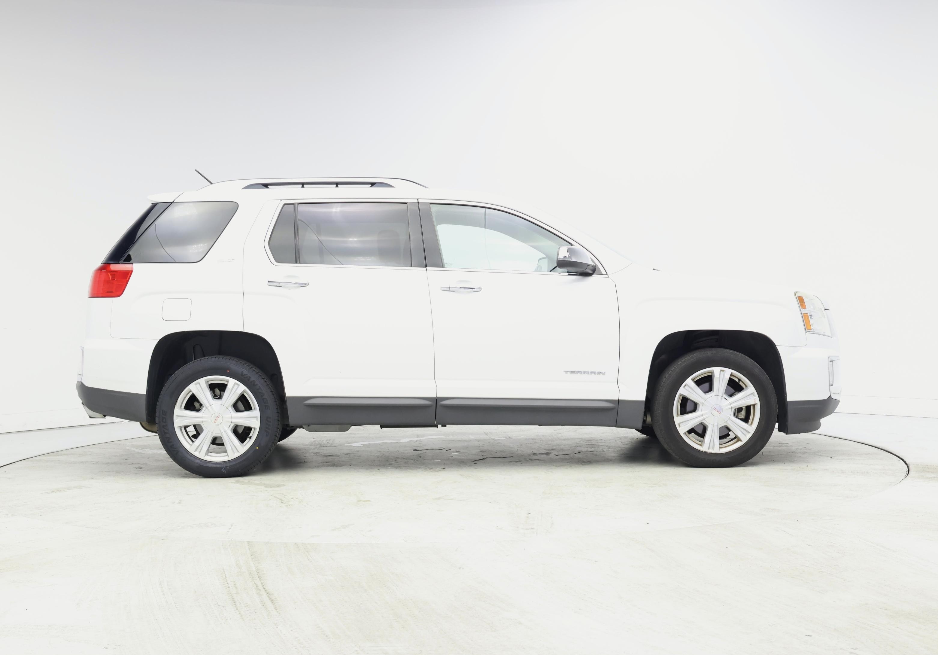 Thumbnail: 2017 GMC Terrain - 7