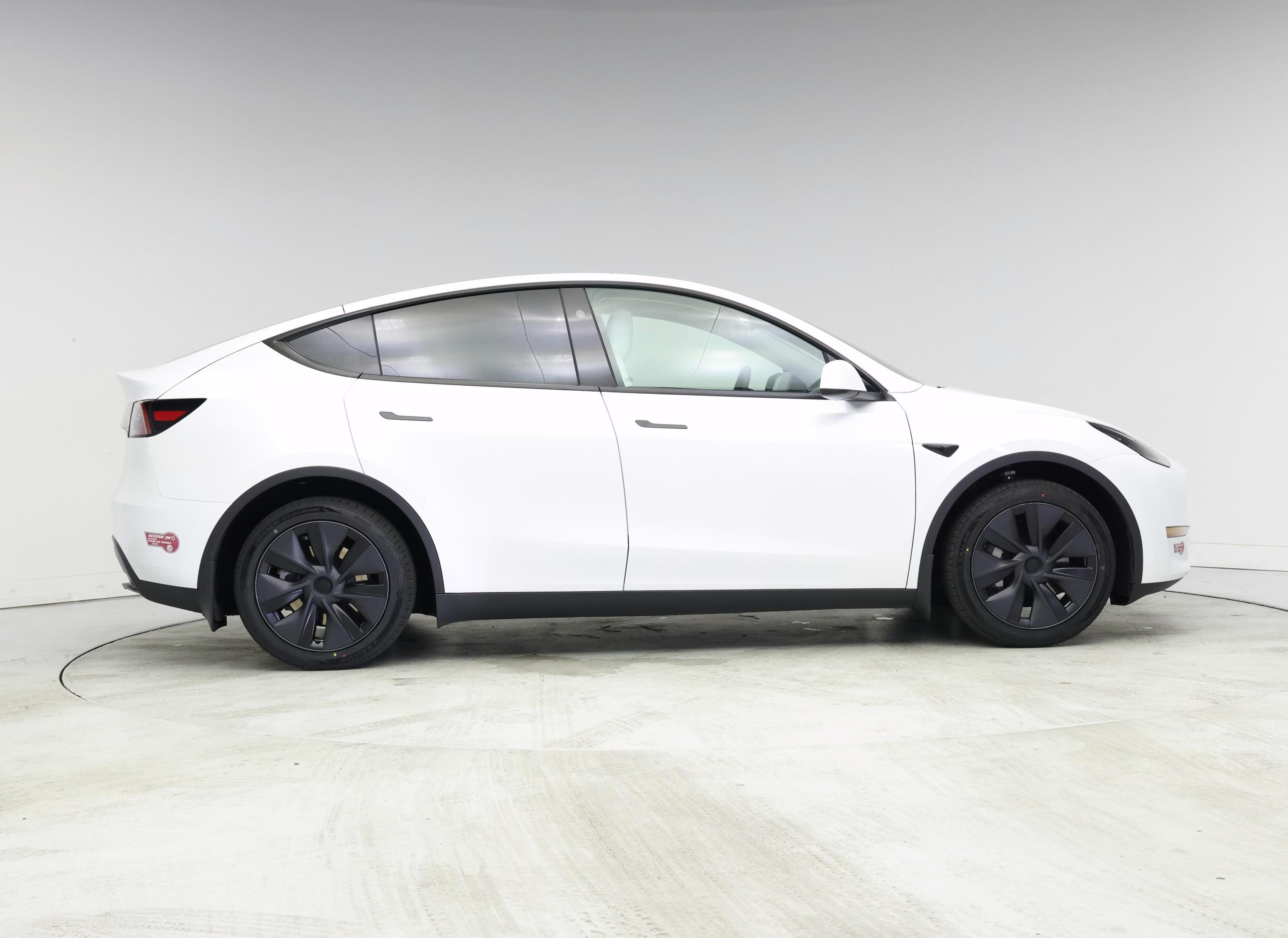 Thumbnail: 2024 Tesla Model Y - 7