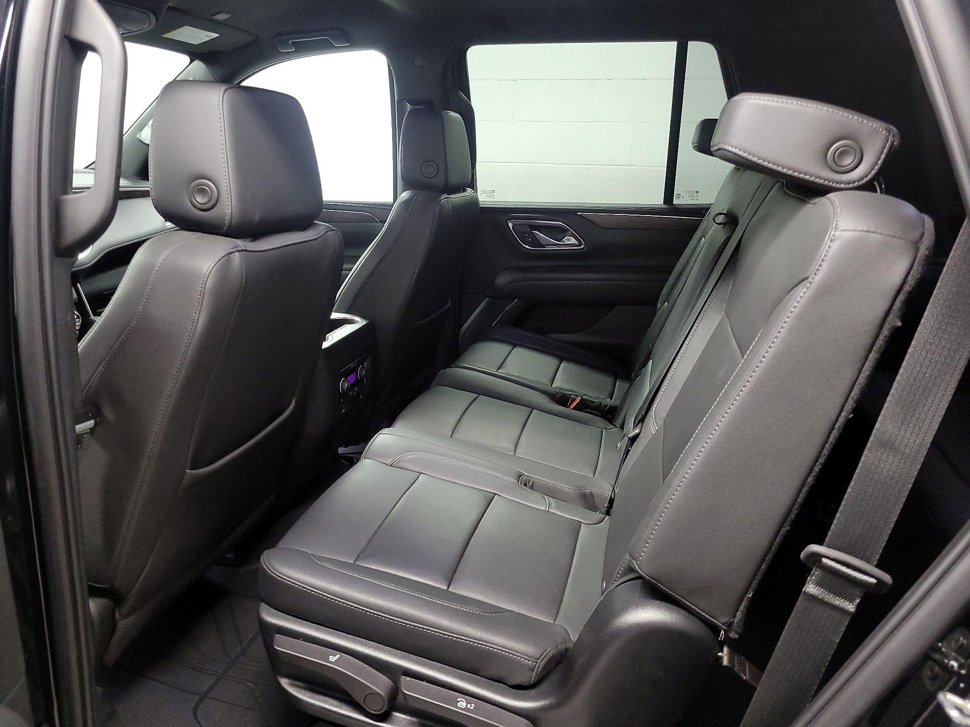 Thumbnail: 2023 Chevrolet Tahoe - 18