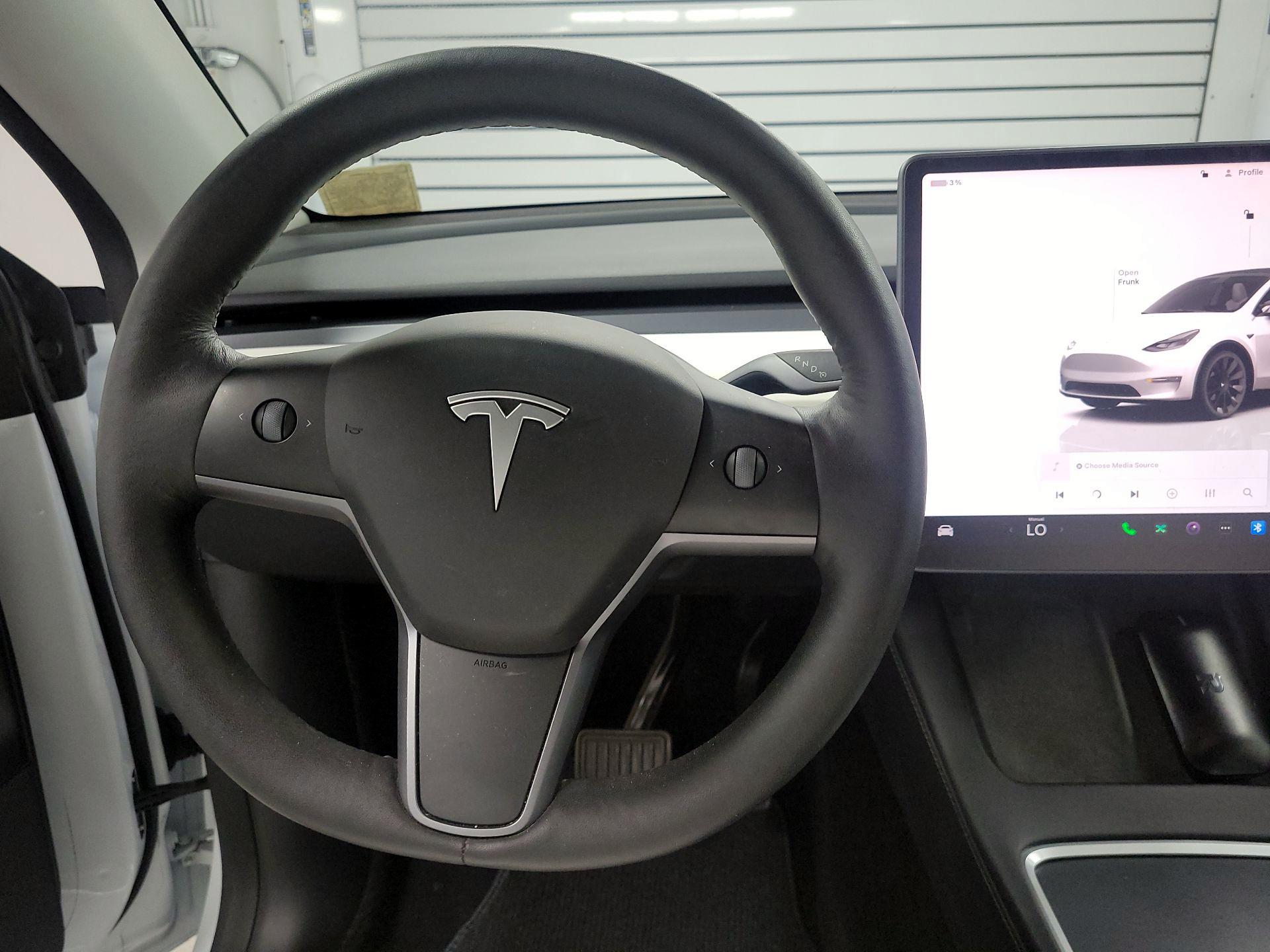 Thumbnail: 2022 Tesla Model Y - 10