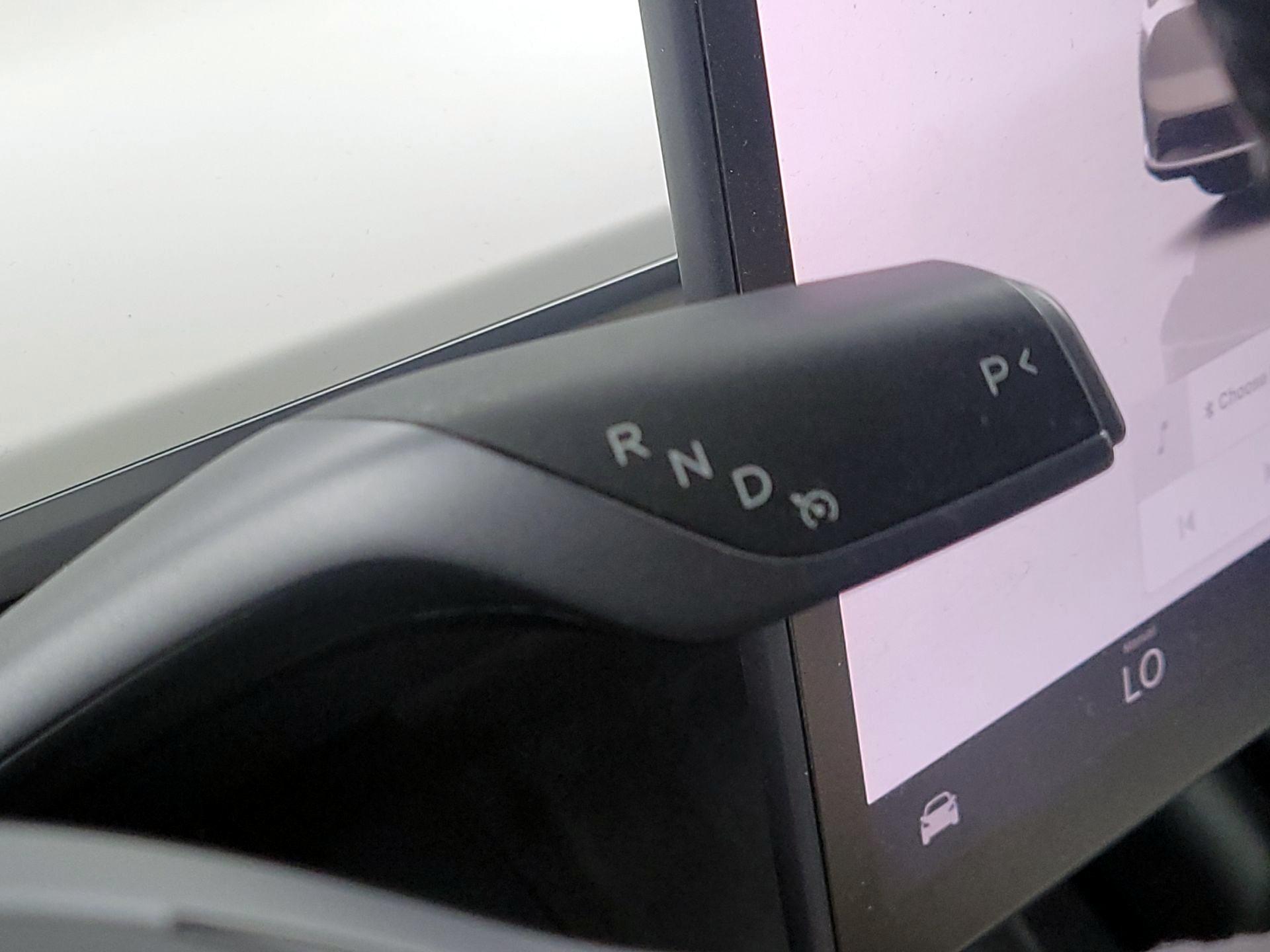 Thumbnail: 2022 Tesla Model Y - 15
