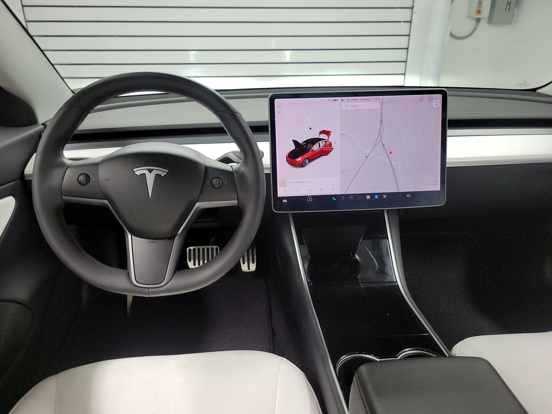 Thumbnail: 2019 Tesla Model 3 - 9