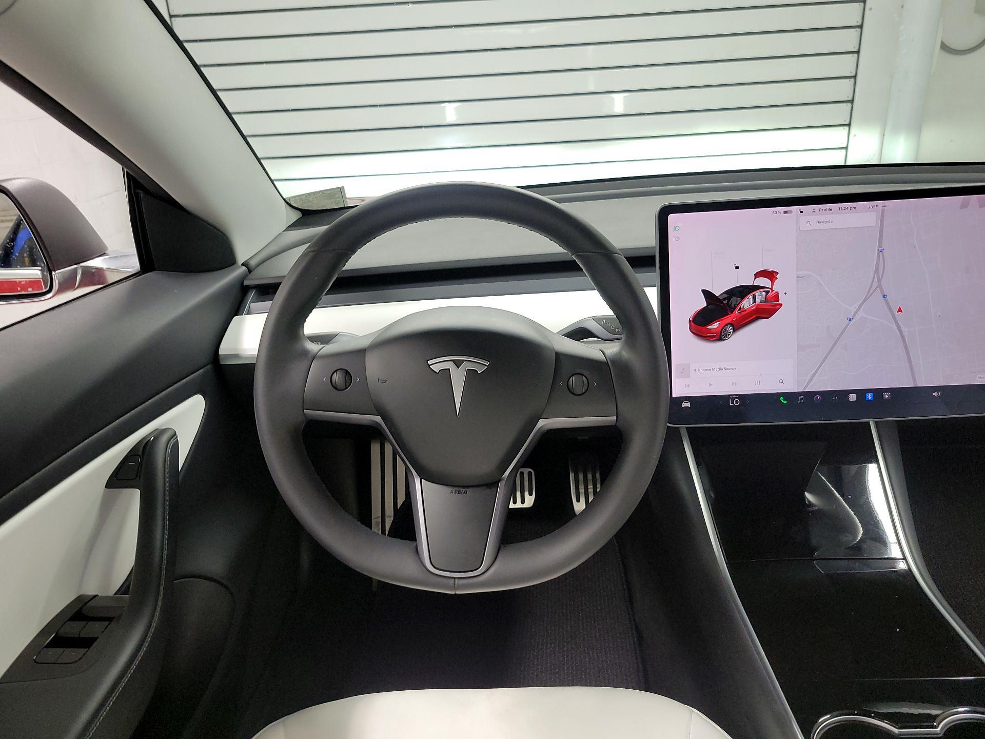 Thumbnail: 2019 Tesla Model 3 - 10