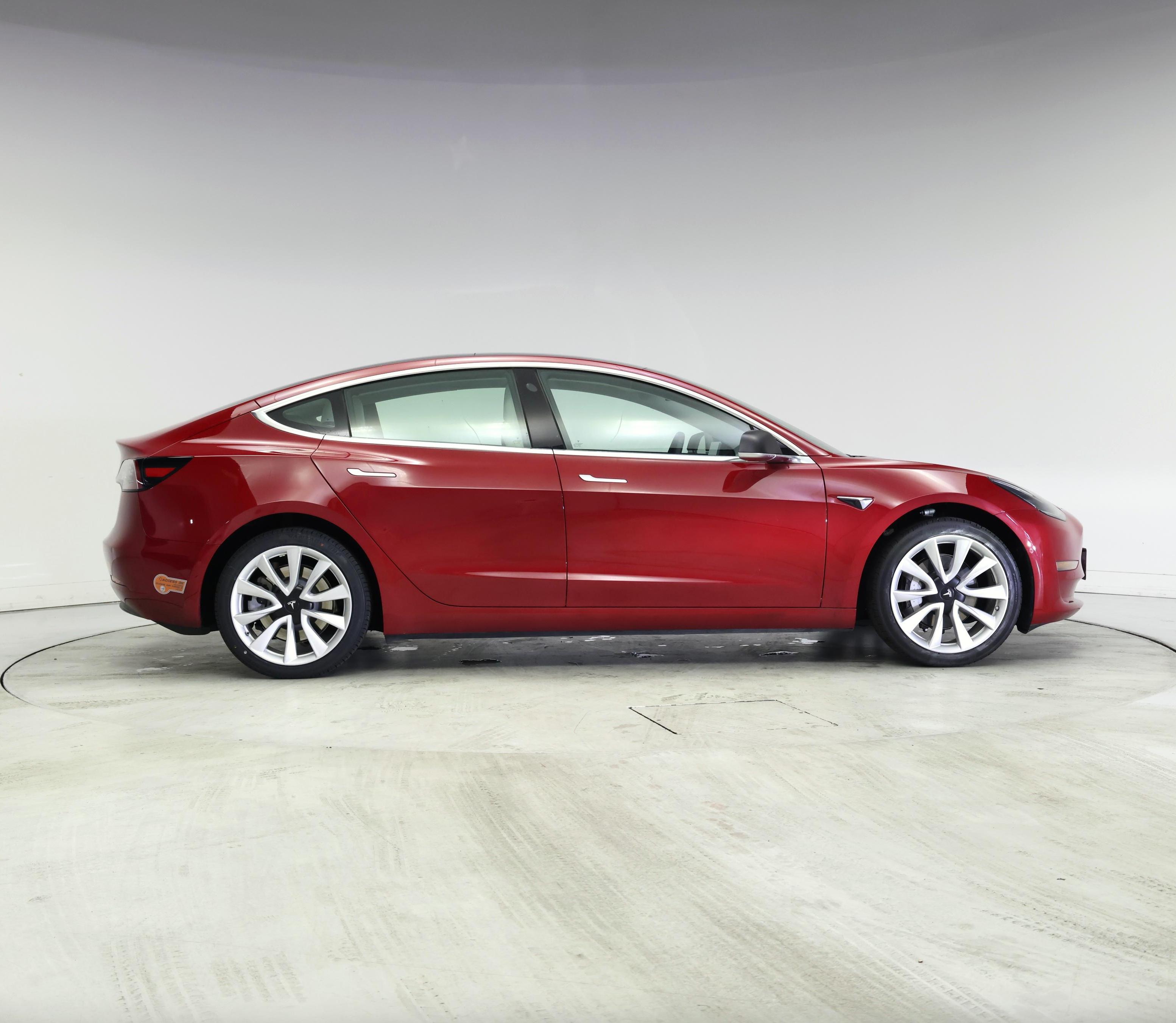 Thumbnail: 2019 Tesla Model 3 - 7
