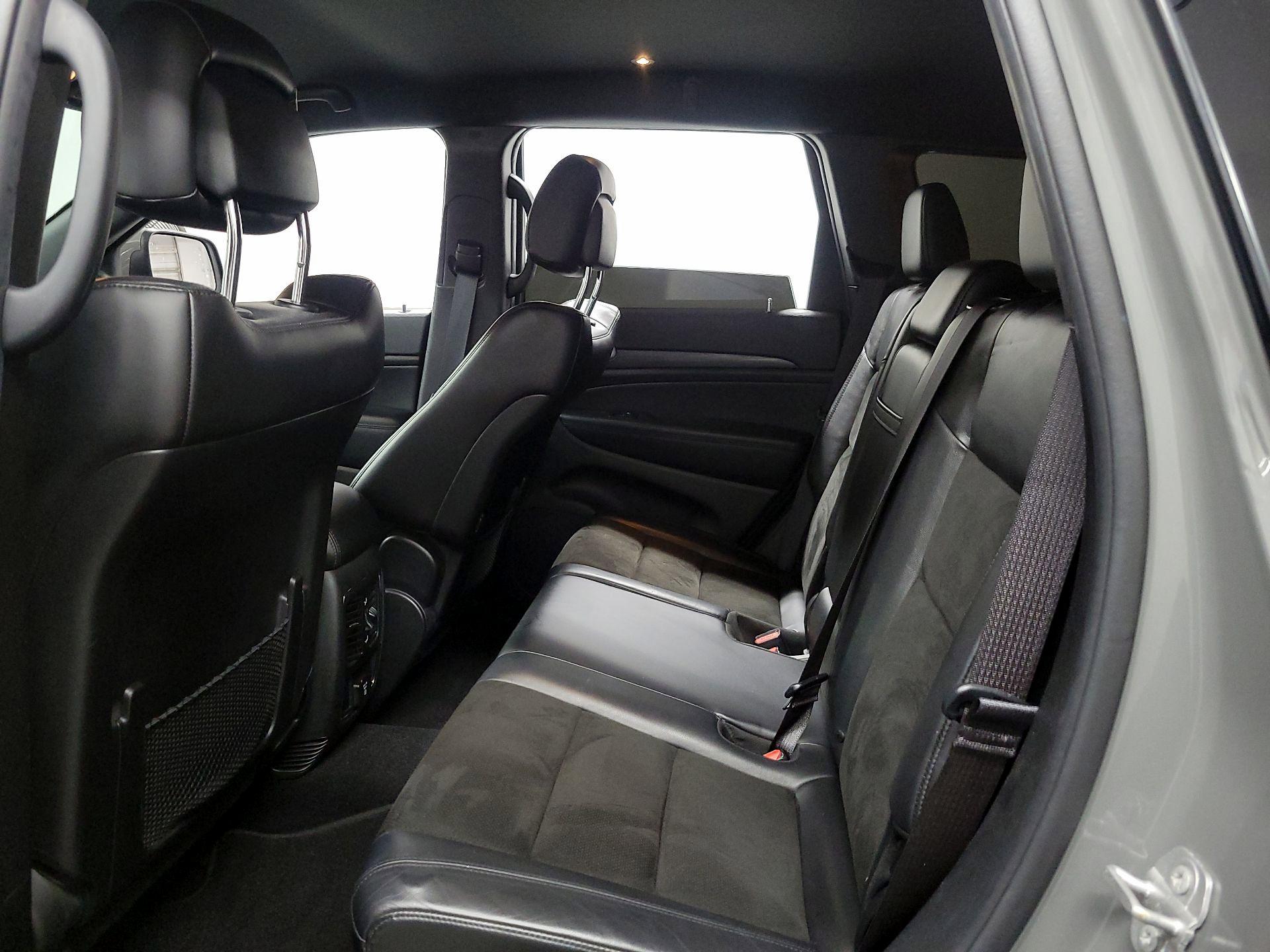Thumbnail: 2021 Jeep Grand Cherokee - 17