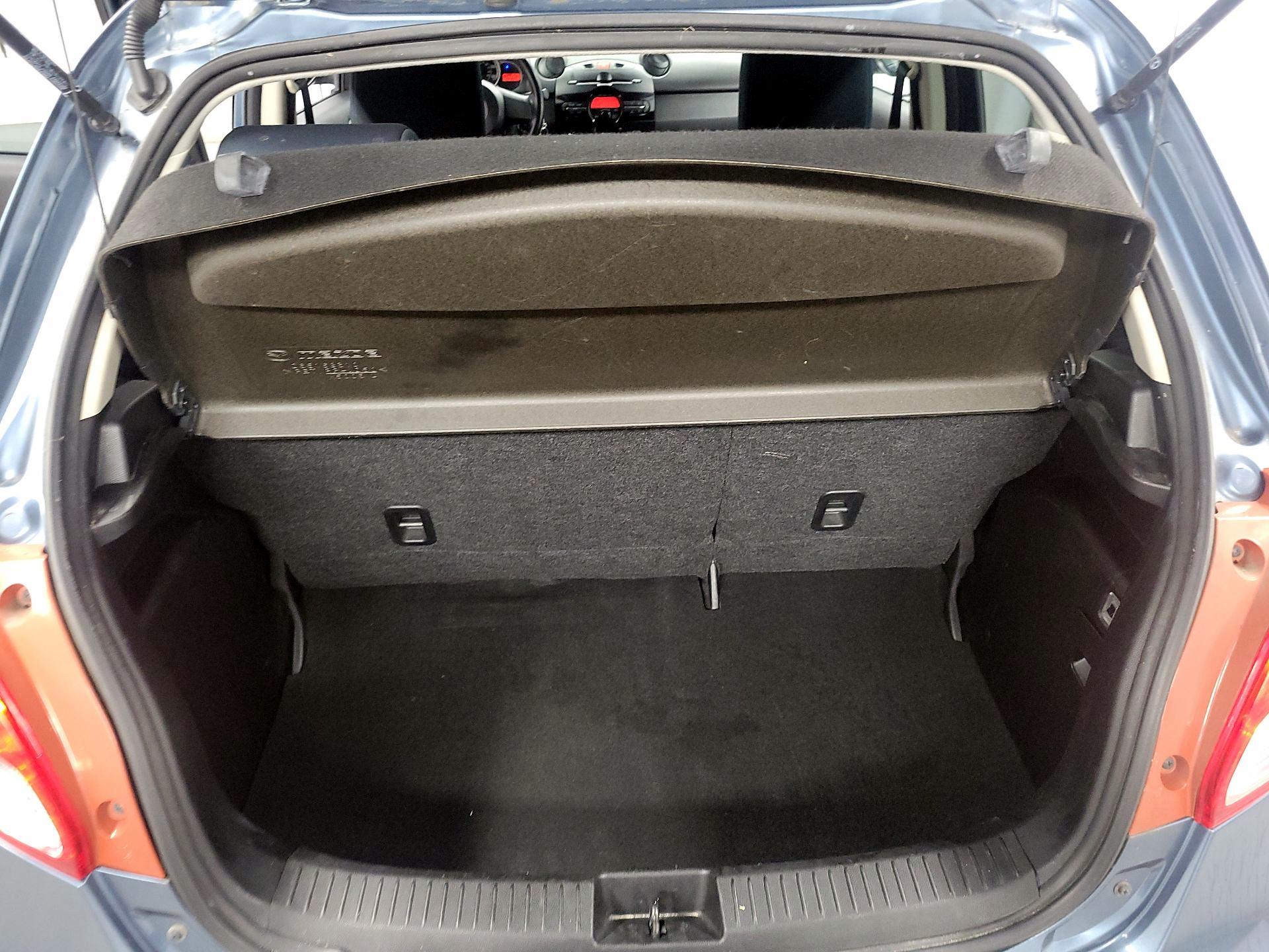 Thumbnail: 2014 Mazda Mazda2 - 19