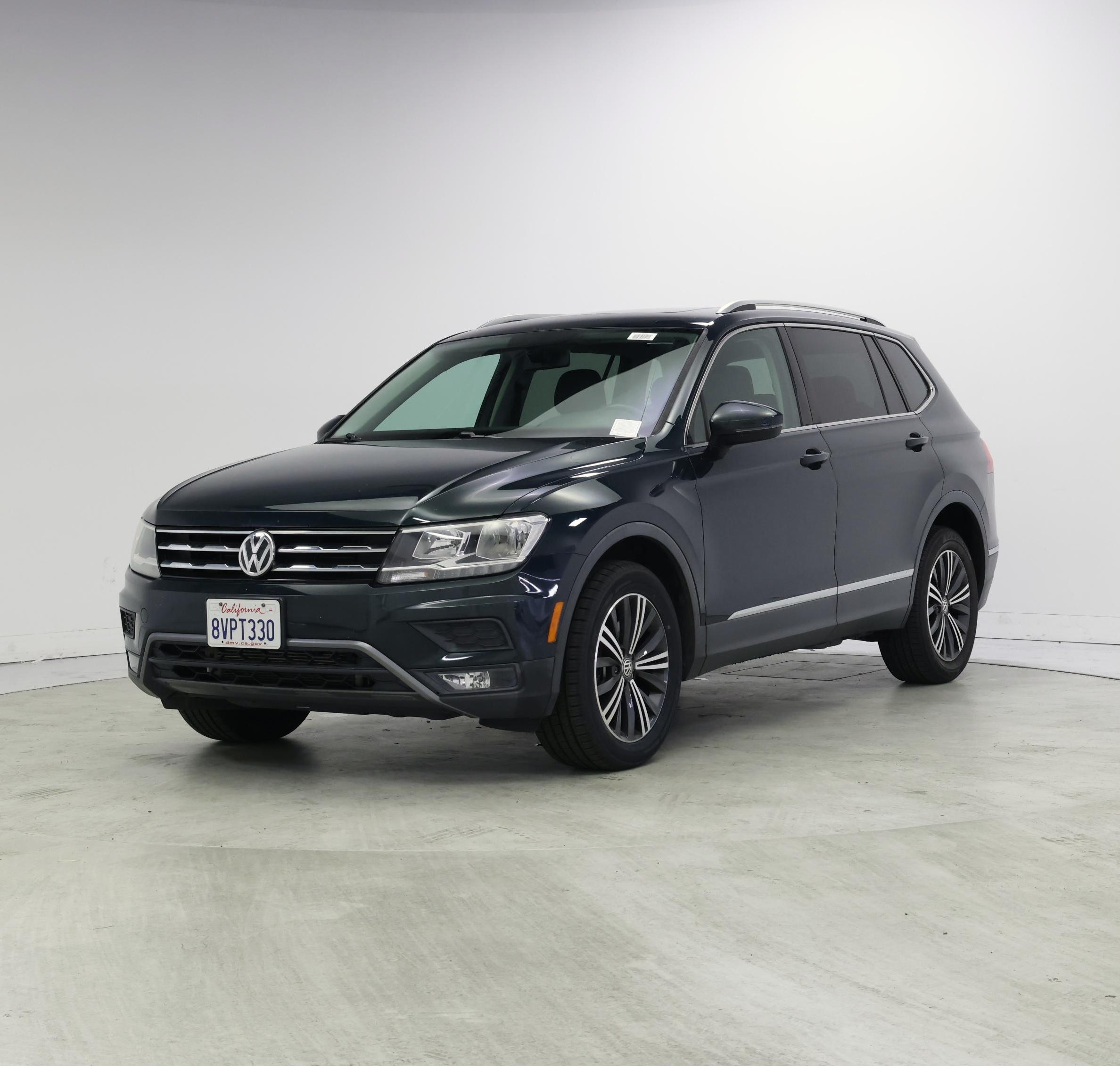 Thumbnail: 2018 Volkswagen Tiguan - 4