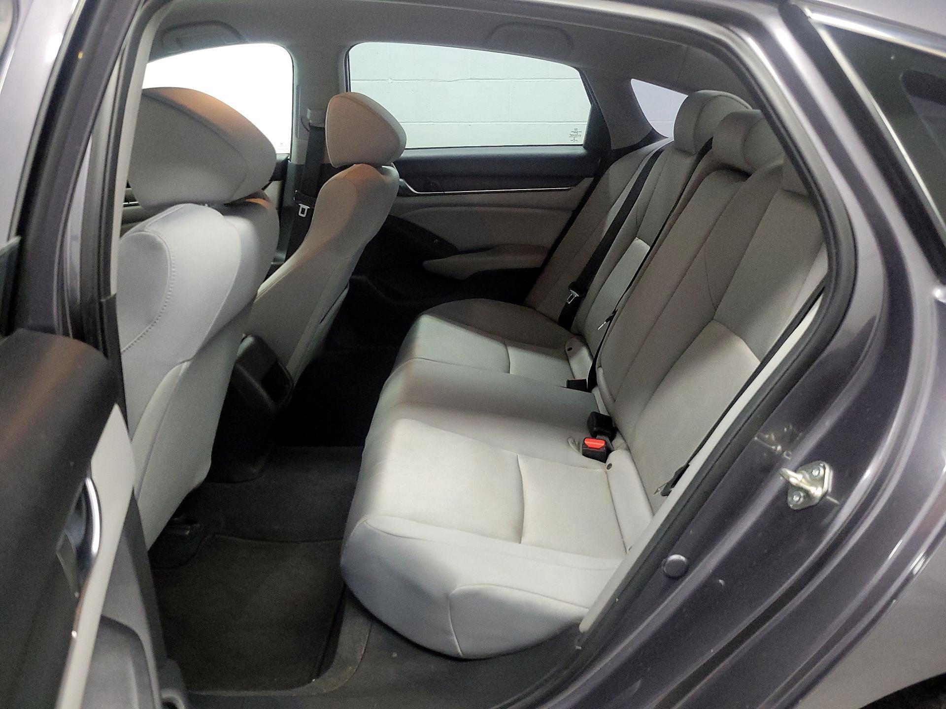 Thumbnail: 2018 Honda Accord - 18