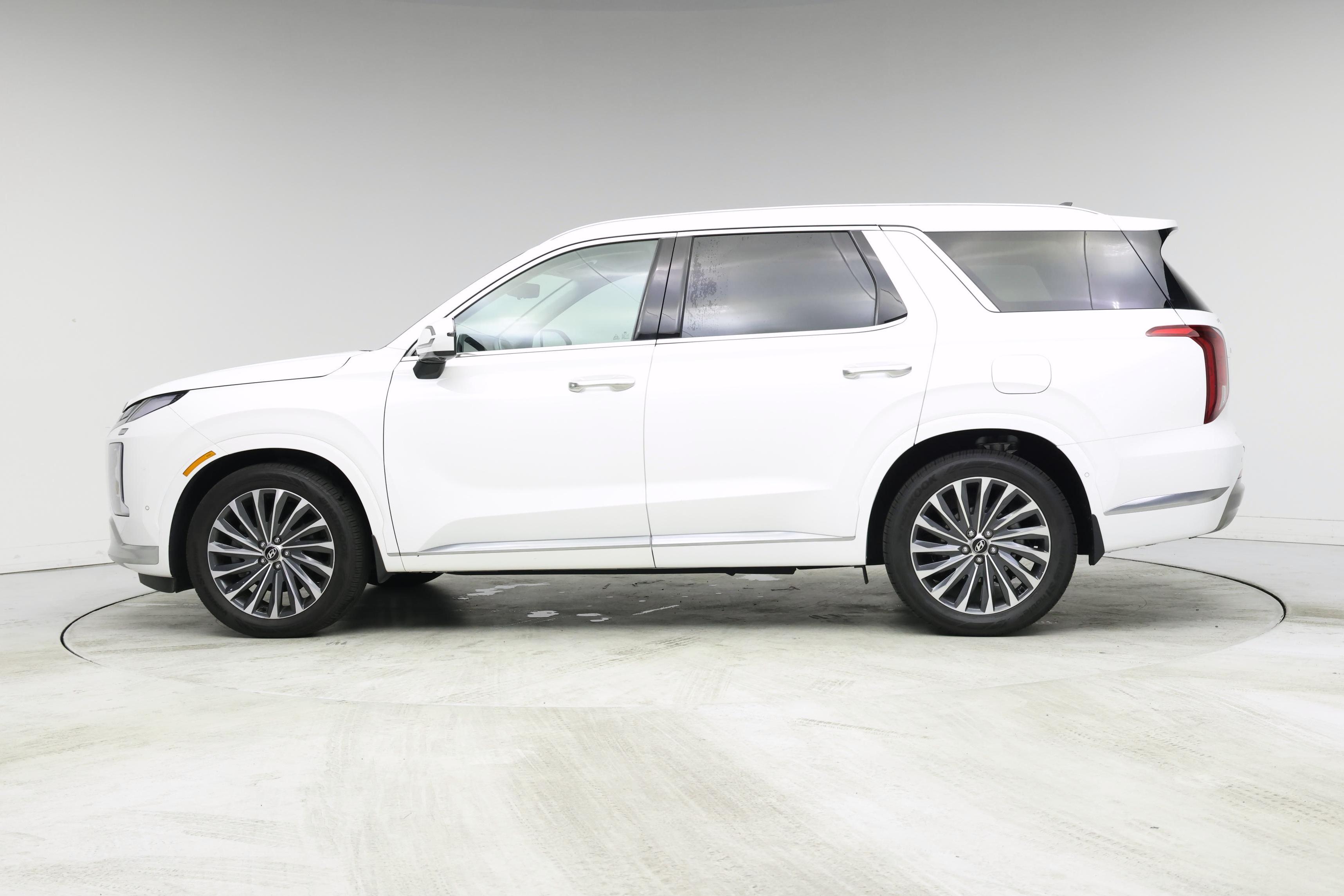 Thumbnail: 2023 Hyundai Palisade - 3