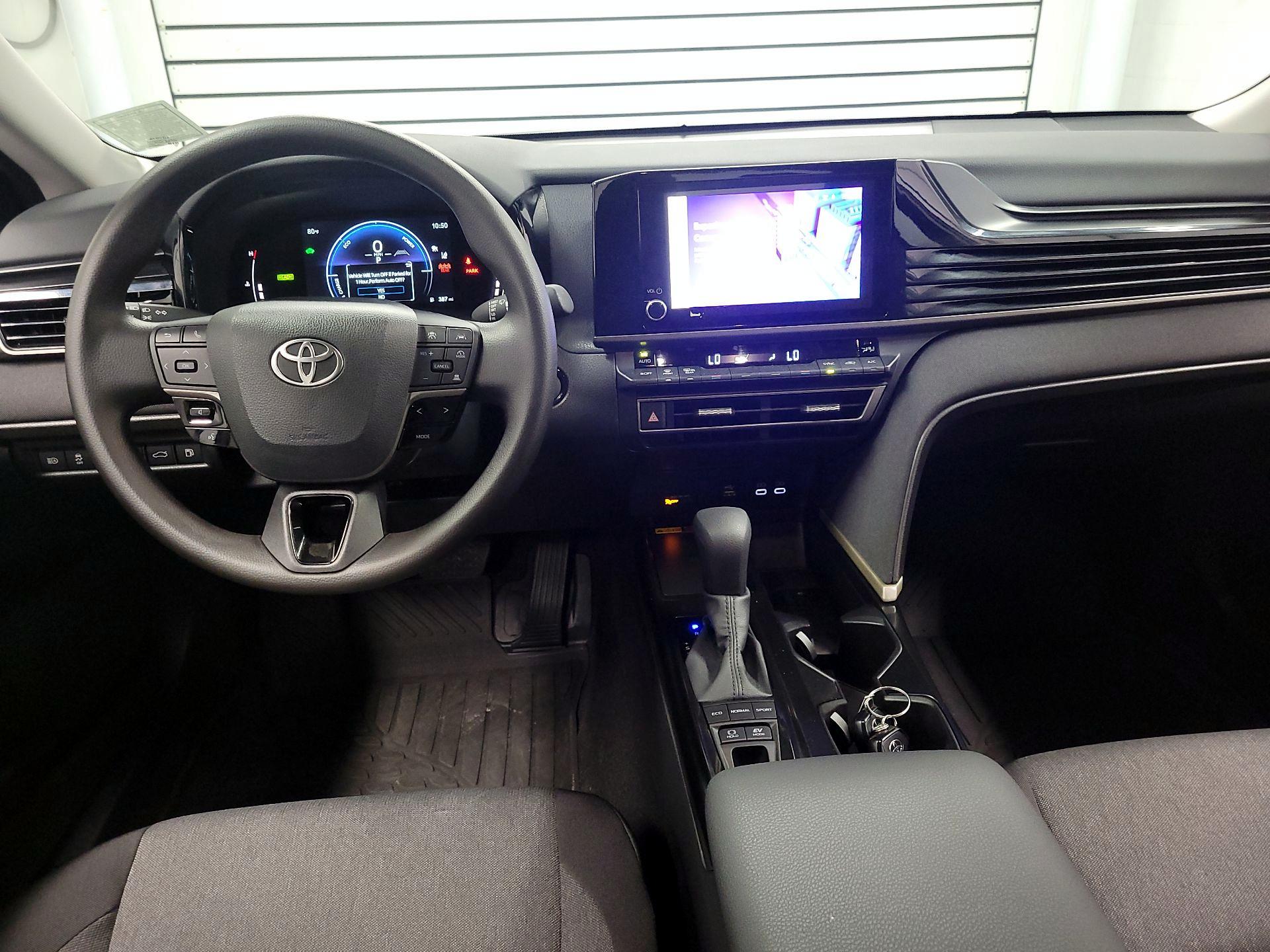Thumbnail: 2025 Toyota Camry - 9