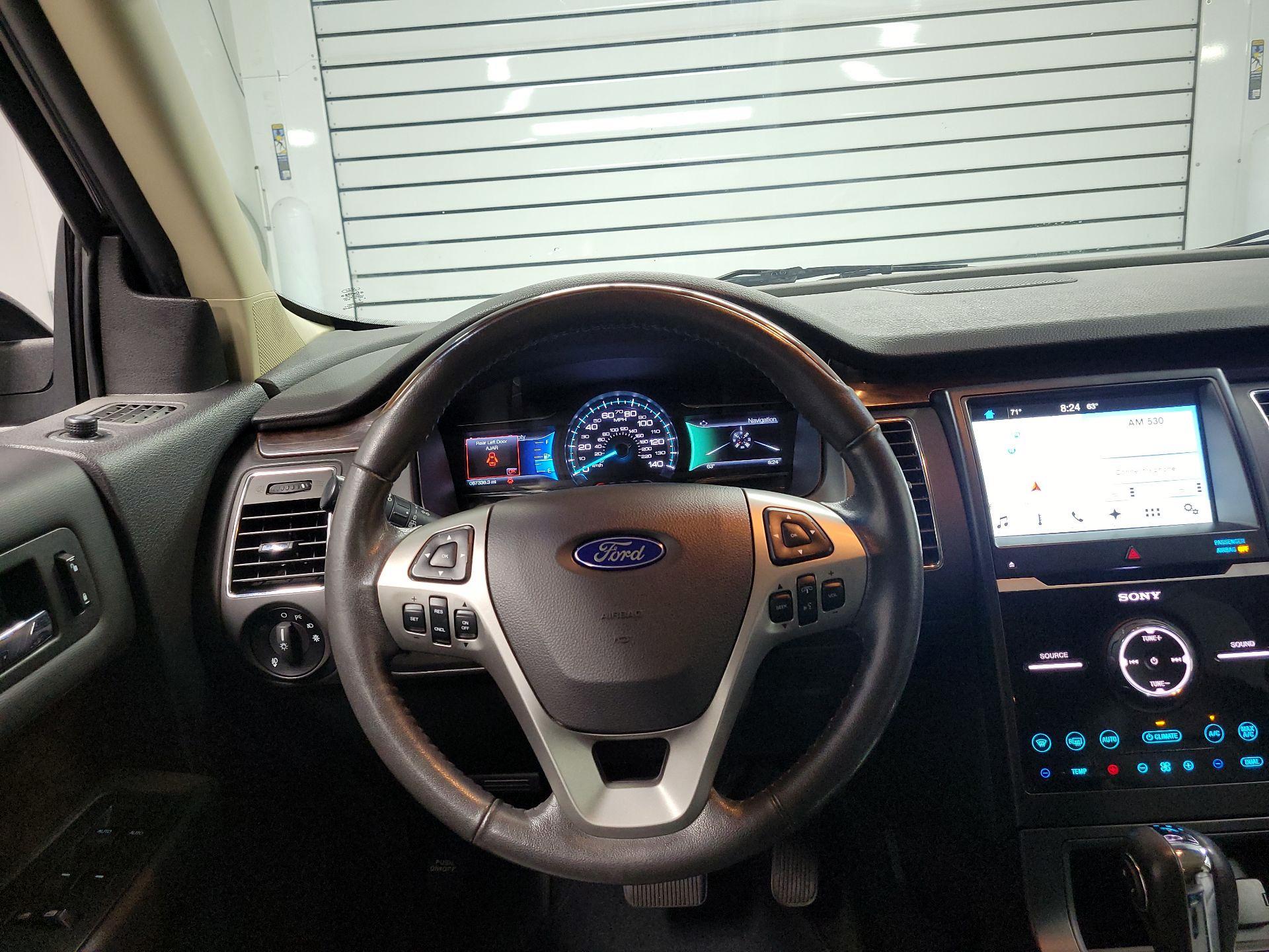 Thumbnail: 2016 Ford Flex - 10