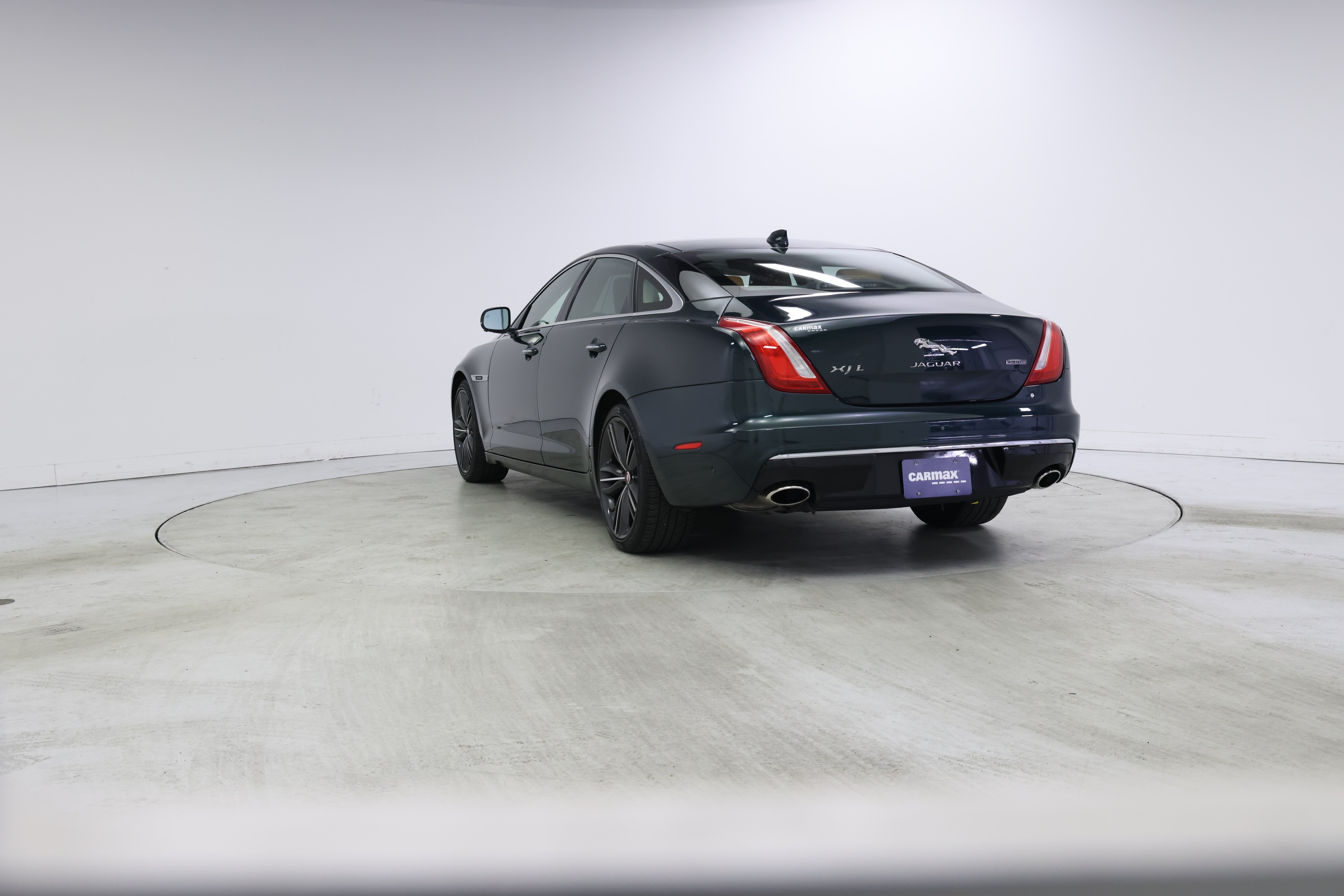 Thumbnail: 2019 Jaguar XJ - 2