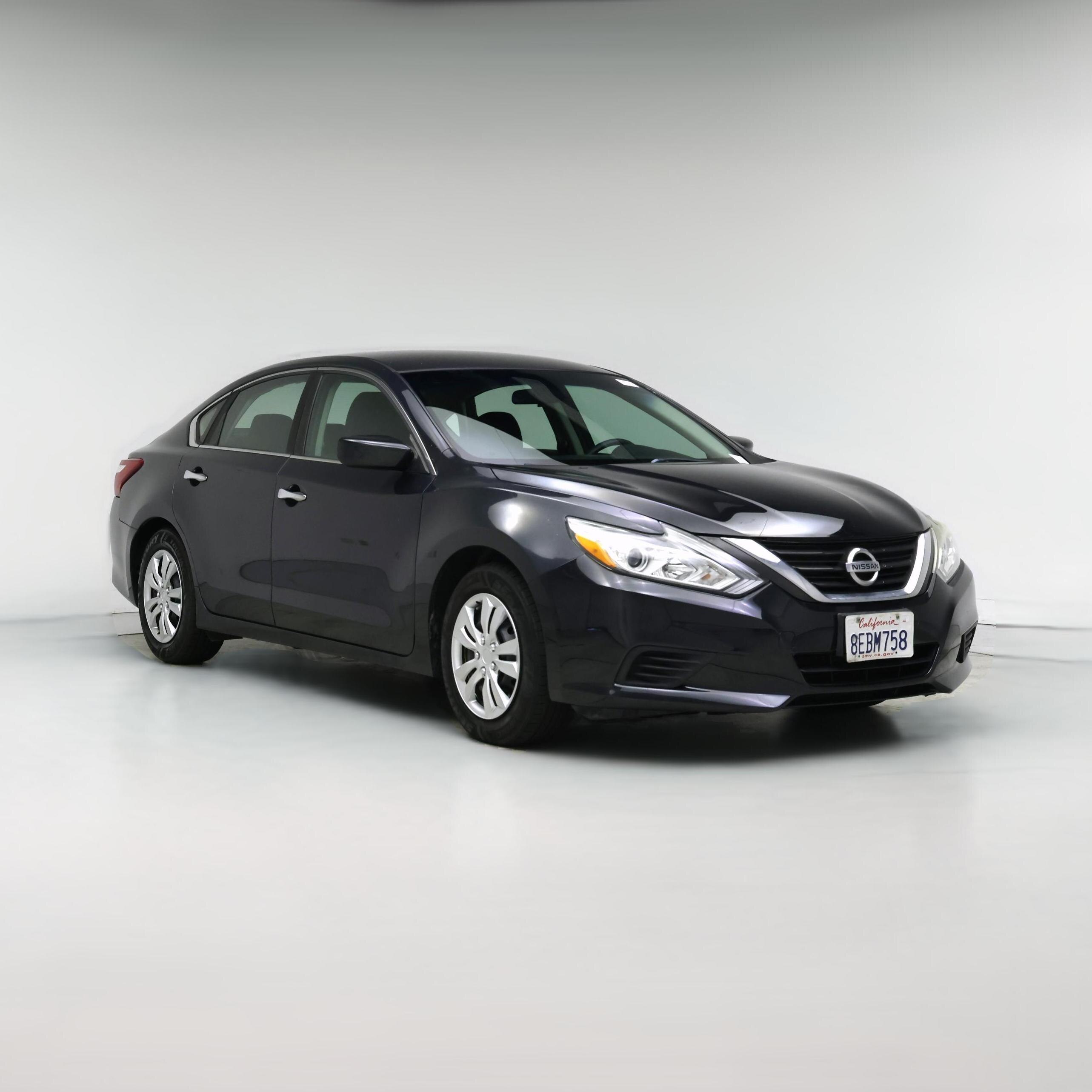 Thumbnail: 2016 Nissan Altima - 1