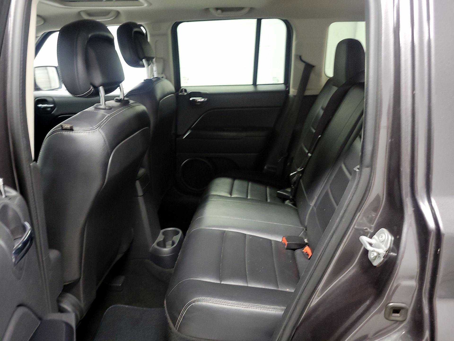 Thumbnail: 2016 Jeep Patriot - 17