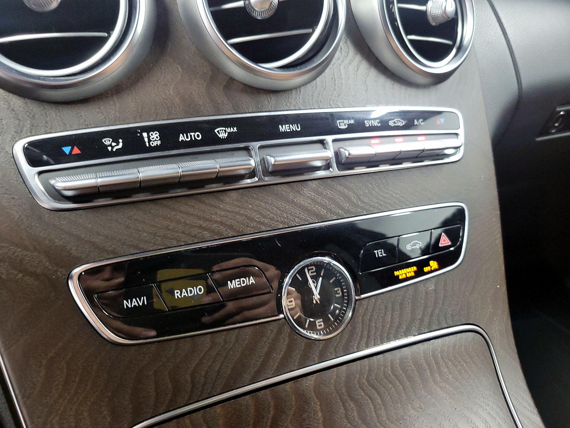 Thumbnail: 2020 Mercedes-Benz C-Class - 15