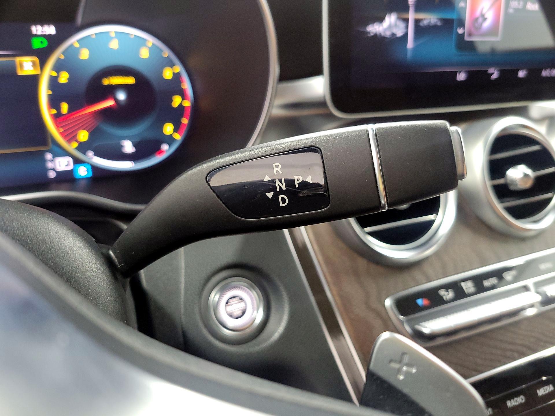 Thumbnail: 2020 Mercedes-Benz C-Class - 16