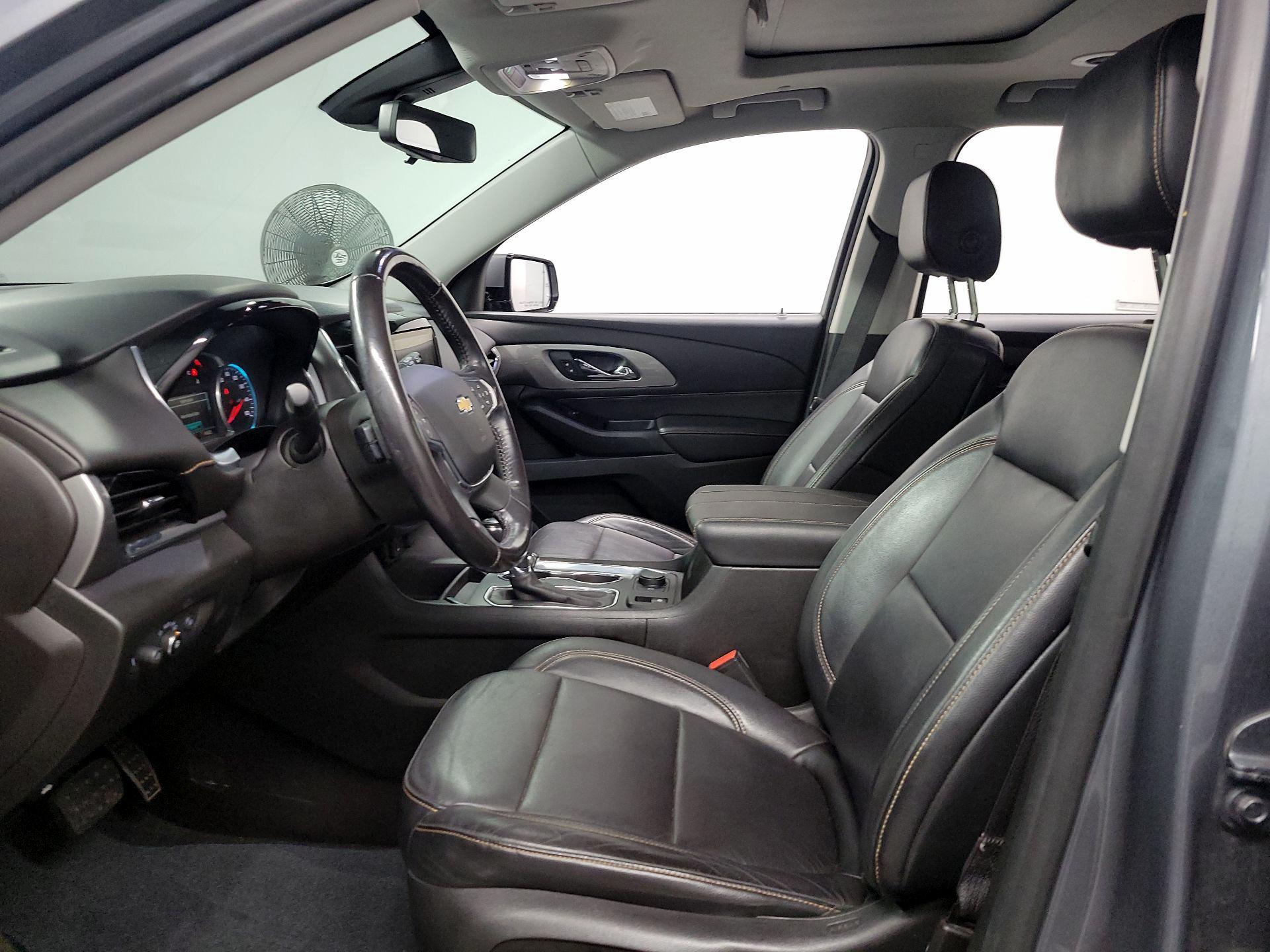 Thumbnail: 2018 Chevrolet Traverse - 11