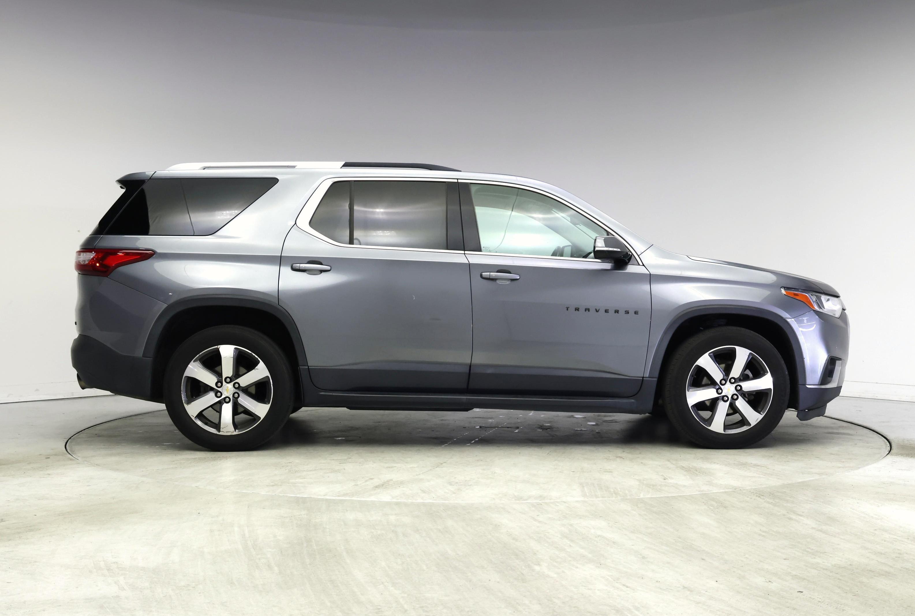 Thumbnail: 2018 Chevrolet Traverse - 7