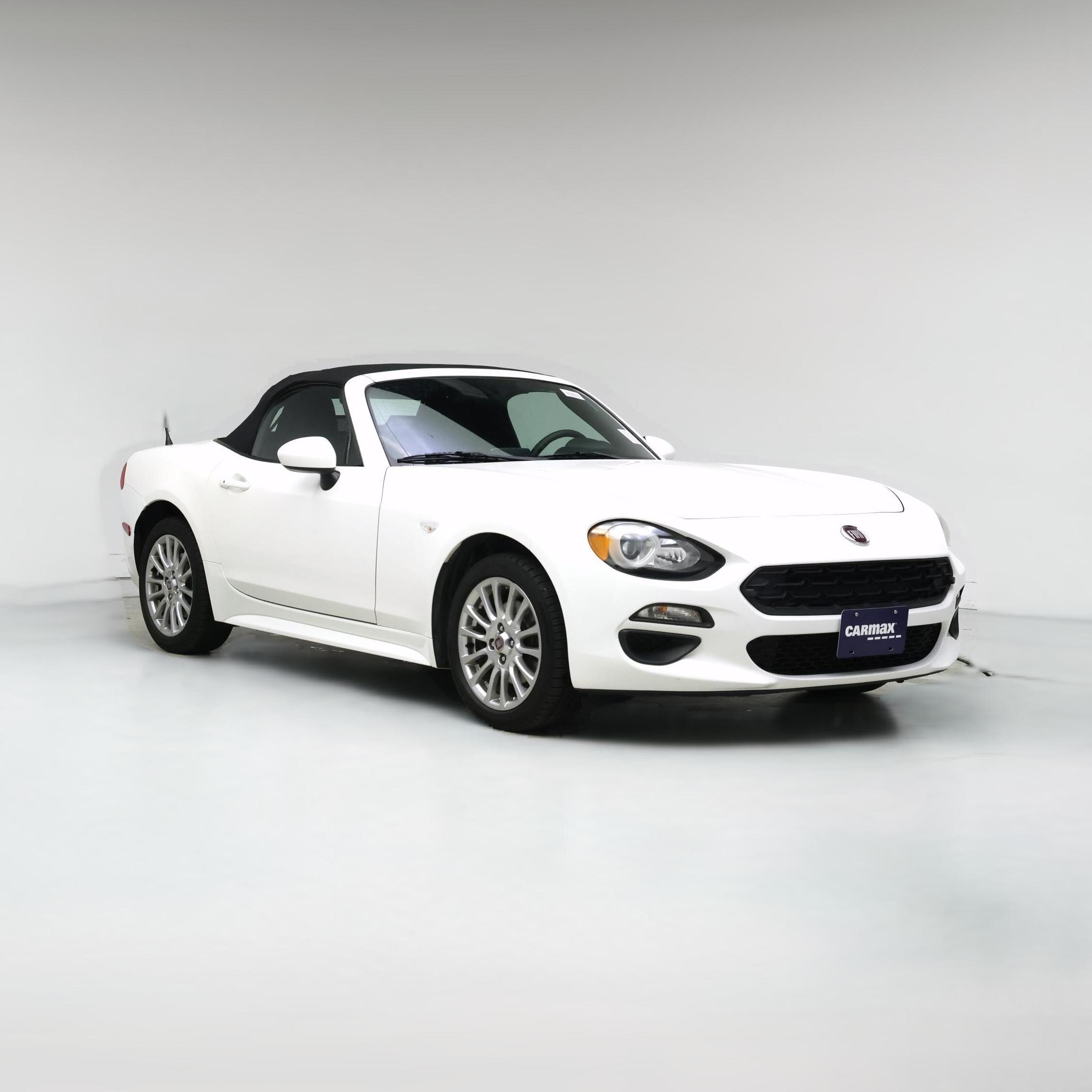 Thumbnail: 2017 Fiat 124 Spider - 1