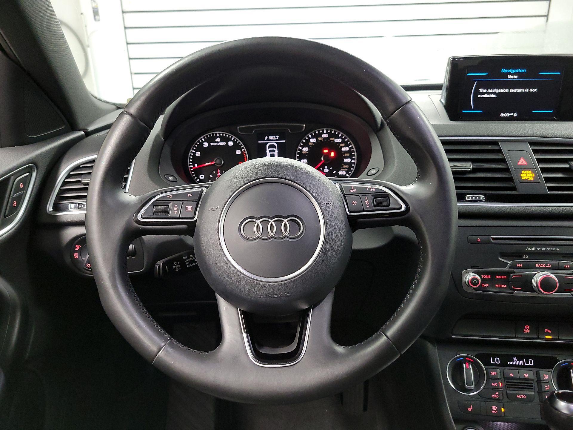 Thumbnail: 2016 Audi Q3 - 10