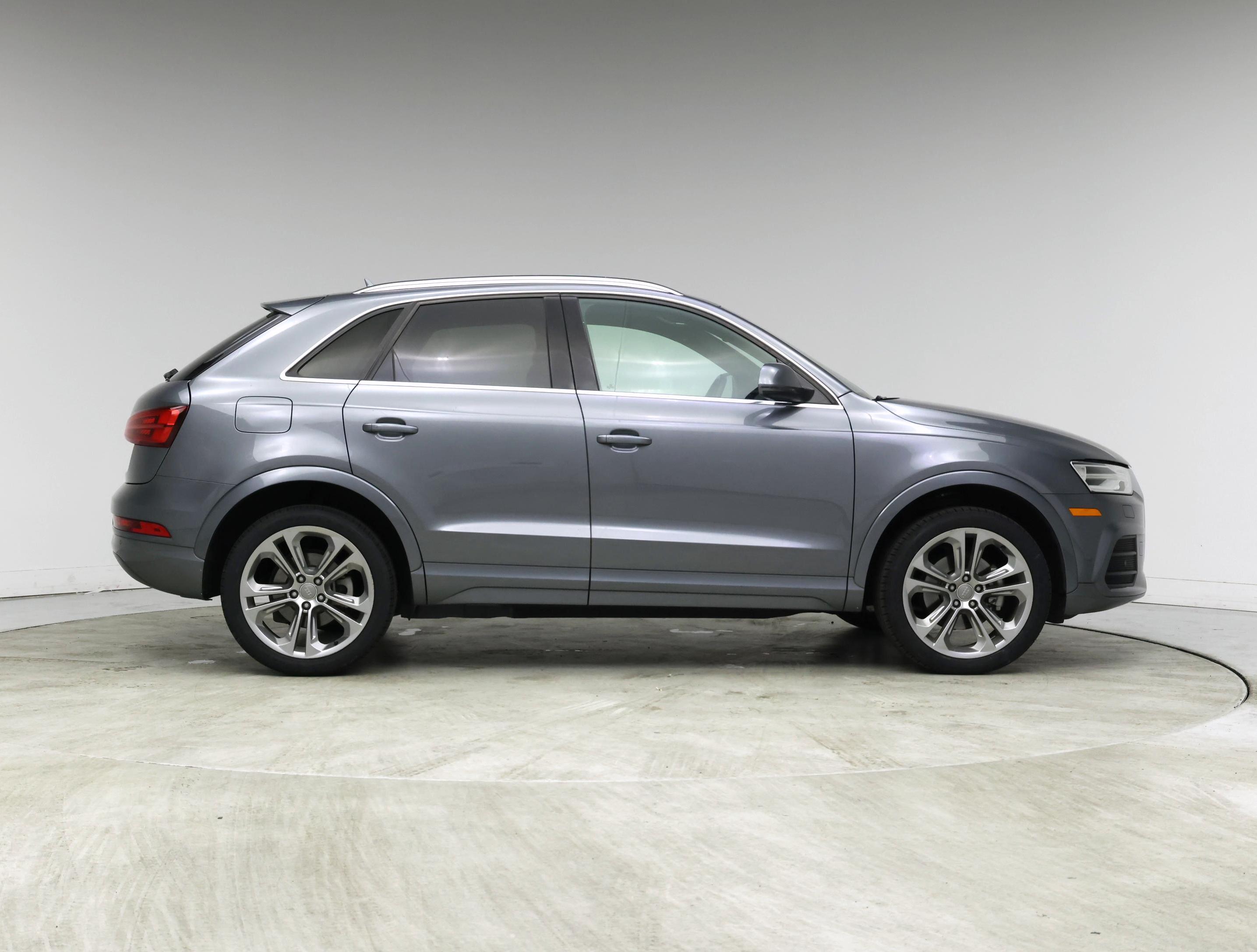 Thumbnail: 2016 Audi Q3 - 7