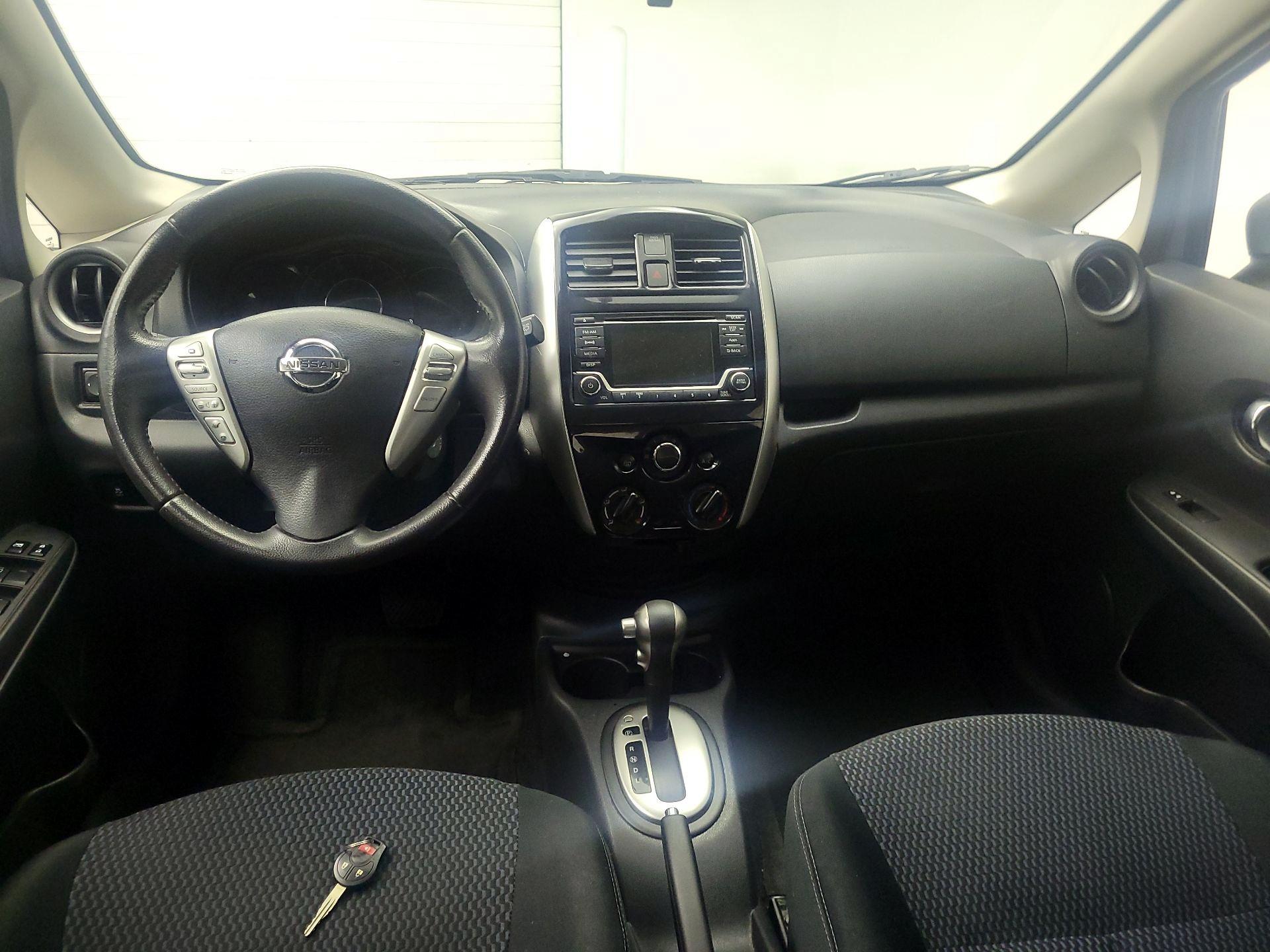Thumbnail: 2015 Nissan Versa Note - 9