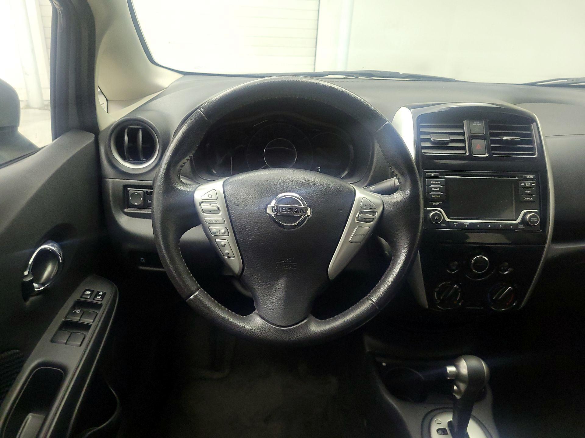 Thumbnail: 2015 Nissan Versa Note - 10