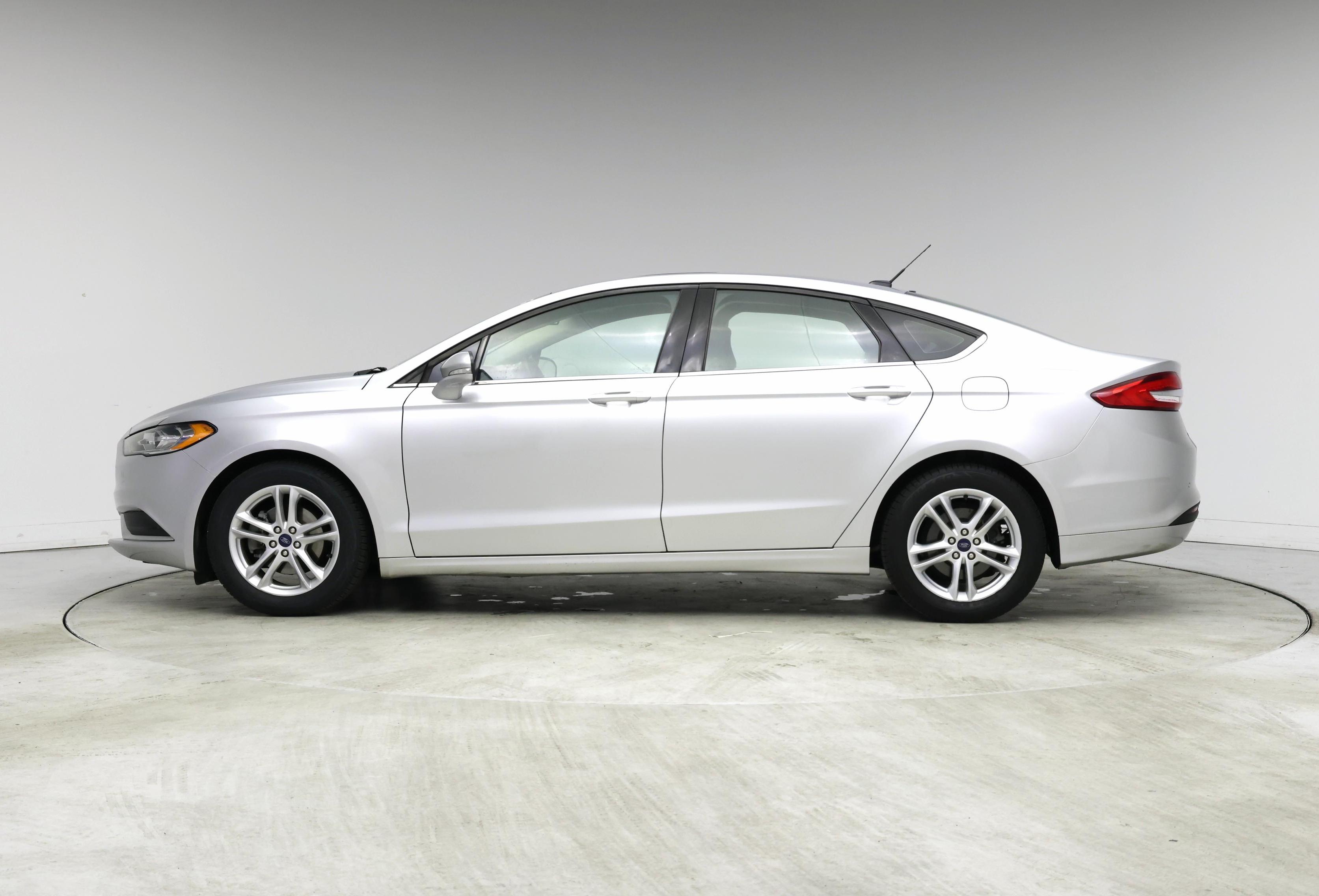 Thumbnail: 2018 Ford Fusion - 3